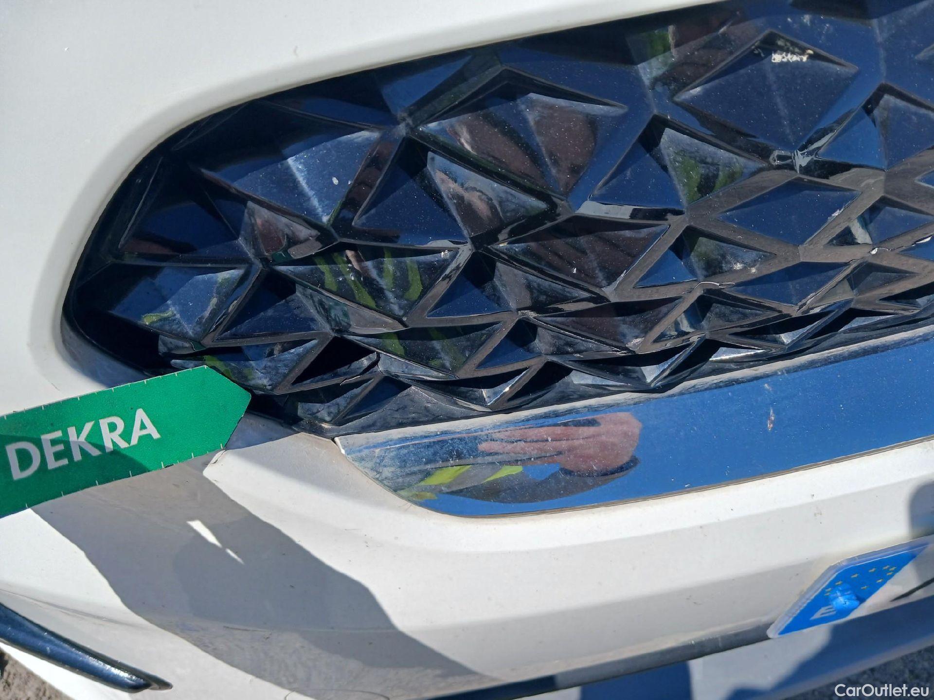  KIA  Niro KIA  / 2019 / 5P / crossover 1.6 GDi HEV 104kW (141CV) Drive #10