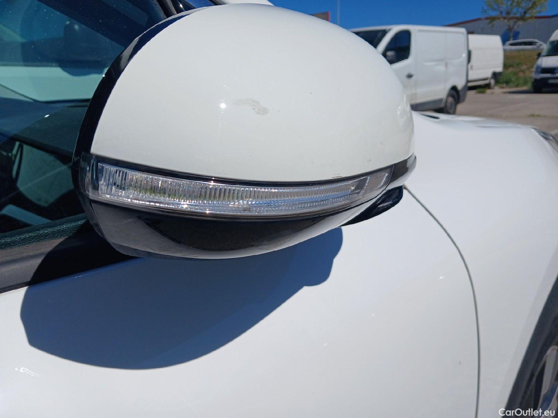  KIA  Niro KIA  / 2019 / 5P / crossover 1.6 GDi HEV 104kW (141CV) Drive #24