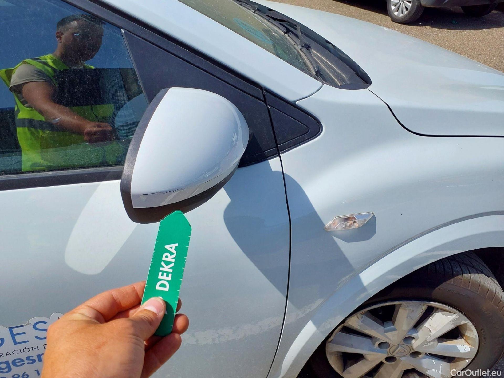  Dacia  Sandero DACIA  / 2020 / 5P / berlina con portón Comfort TCe 67kW (90CV) #21