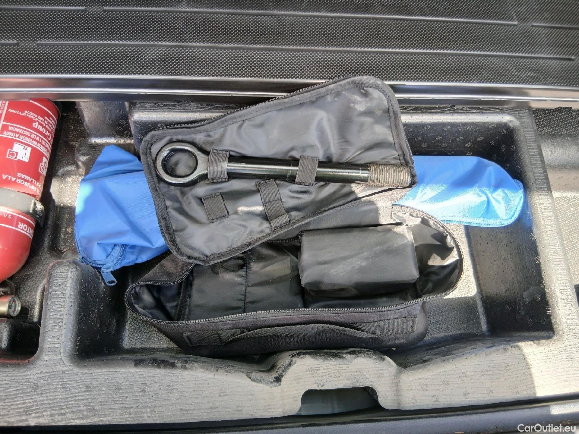  Hyundai  Tucson HYUNDAI  / 2020 / 5P / todoterreno 1.6 CRDI 100kW (136CV) 48V Maxx #16