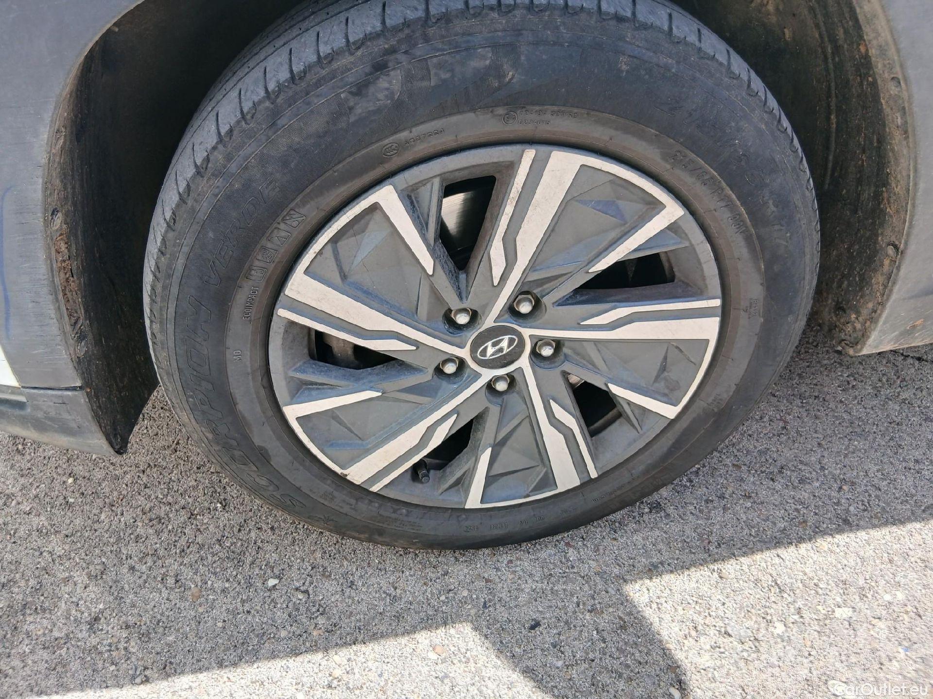  Hyundai  Tucson HYUNDAI  / 2020 / 5P / todoterreno 1.6 CRDI 100kW (136CV) 48V Maxx #12