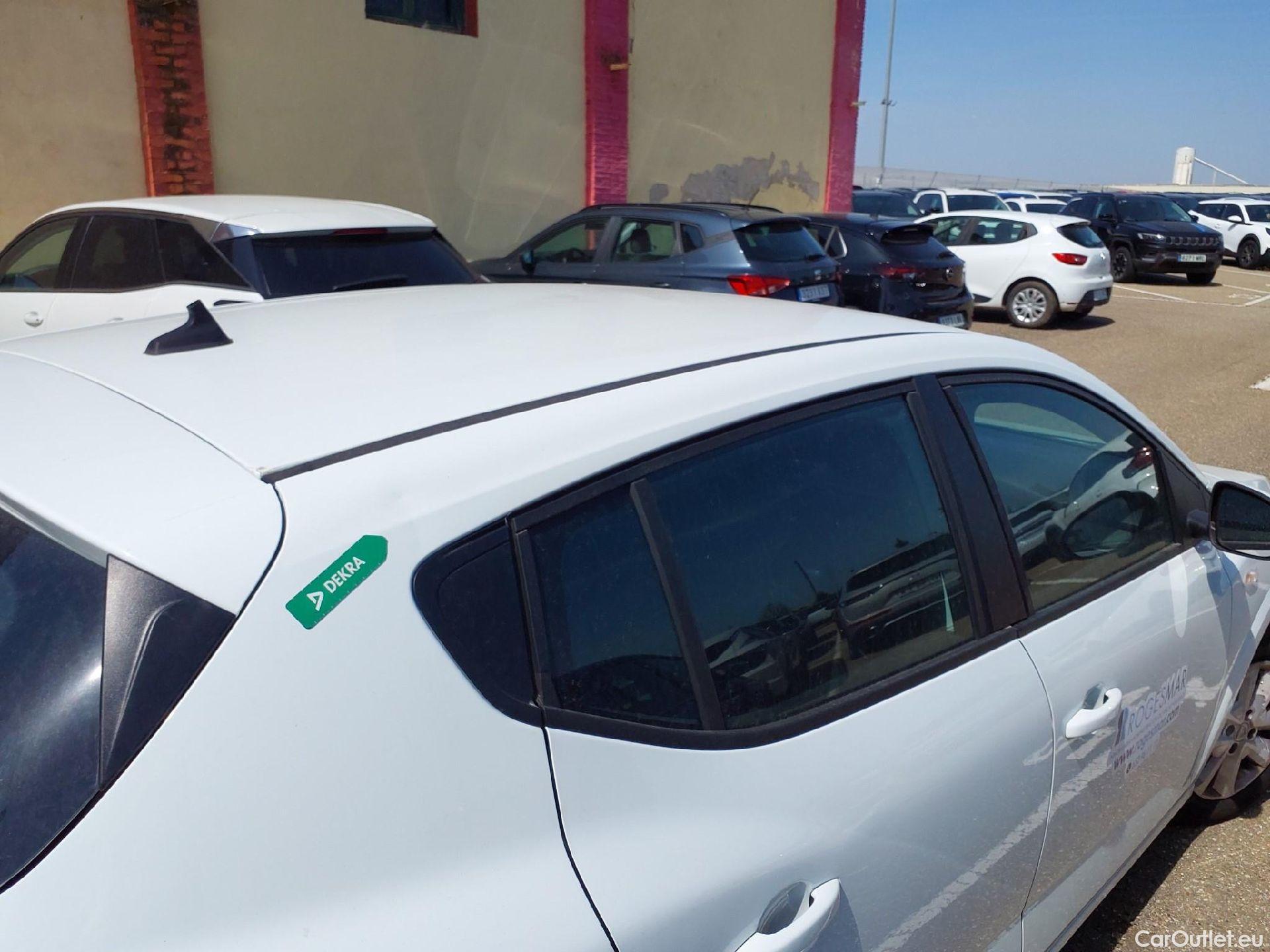  Dacia  Sandero DACIA  / 2020 / 5P / berlina con portón Comfort TCe 67kW (90CV) #17