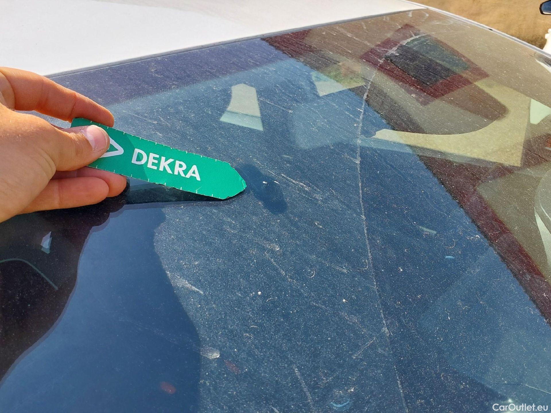  Dacia  Sandero DACIA  / 2020 / 5P / berlina con portón Comfort TCe 67kW (90CV) #3