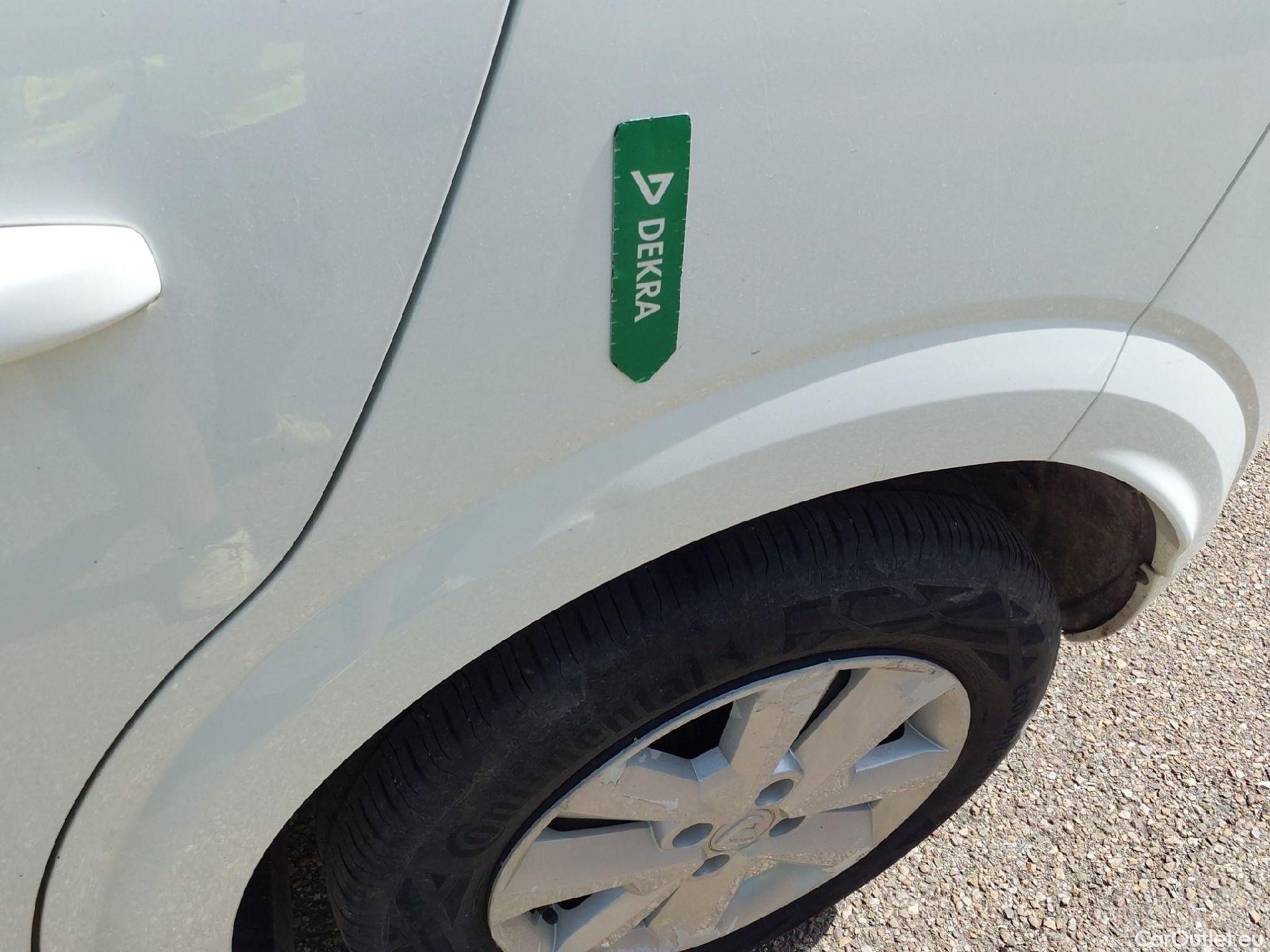  Dacia  Sandero DACIA  / 2020 / 5P / berlina con portón Comfort TCe 67kW (90CV) #10