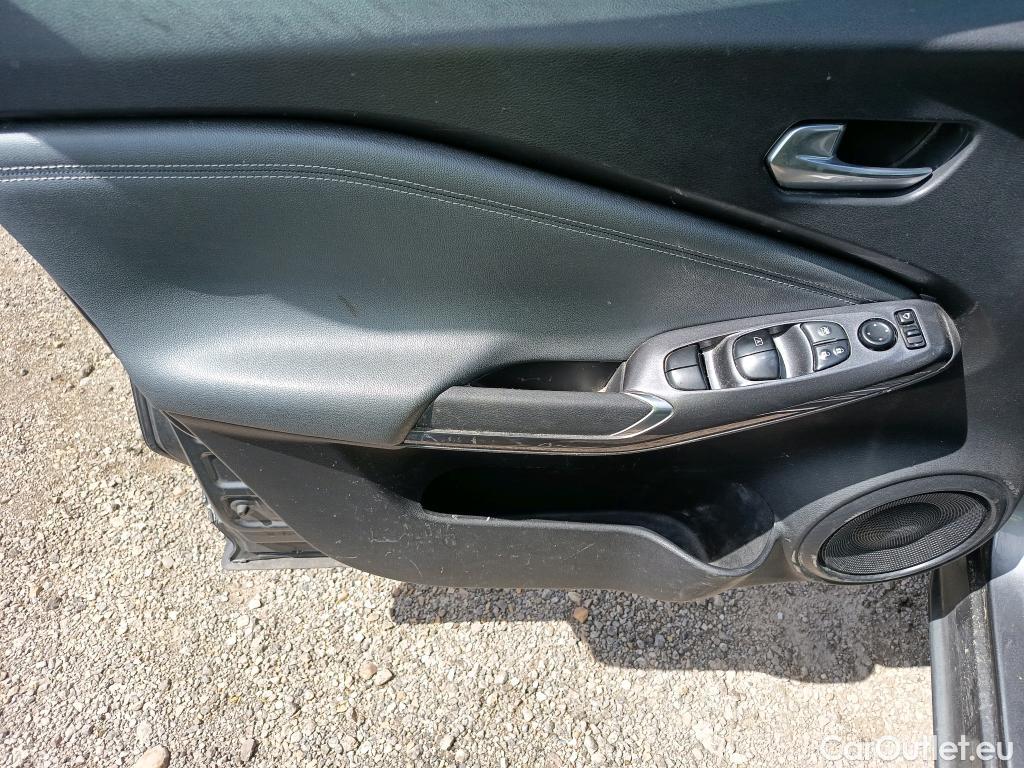  Nissan  Juke NISSAN  / 2019 / 5P / crossover DIG-T 84 kW (114 CV) DCT 7 V N-Connecta (AC2) #18