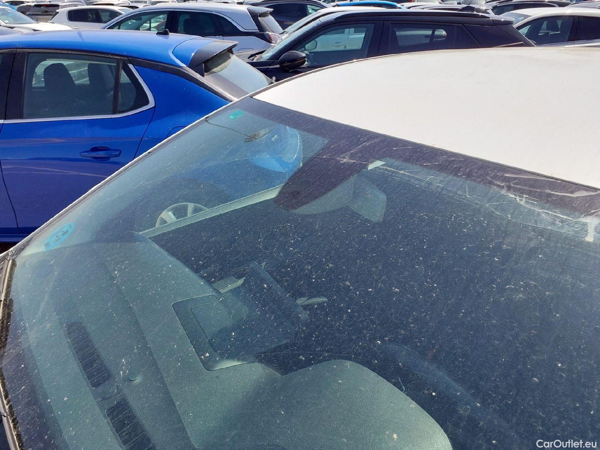  Dacia  Sandero DACIA  / 2020 / 5P / berlina con portón Comfort TCe 67kW (90CV) #4