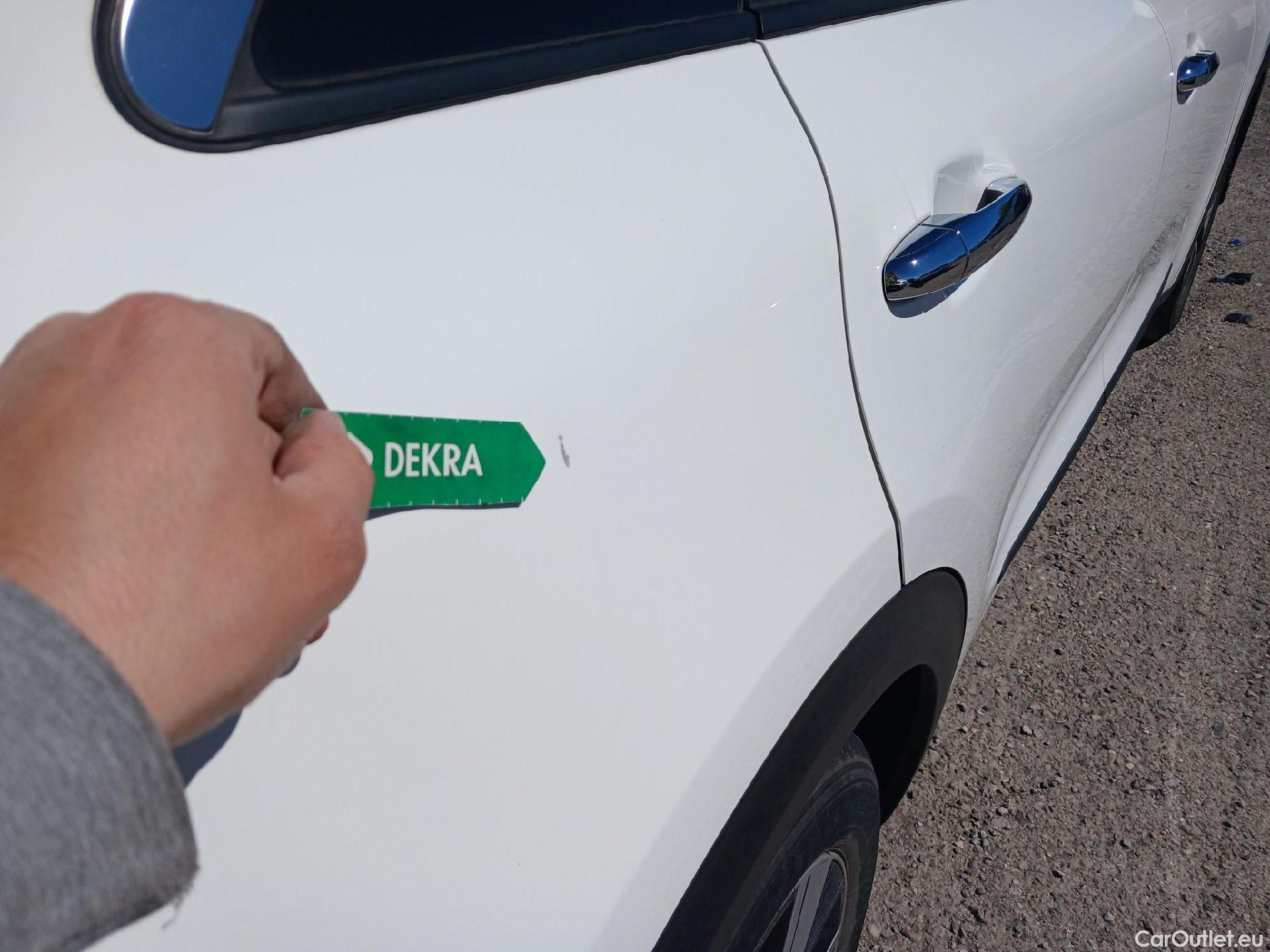  KIA  Niro KIA  / 2019 / 5P / crossover 1.6 GDi HEV 104kW (141CV) Drive #22