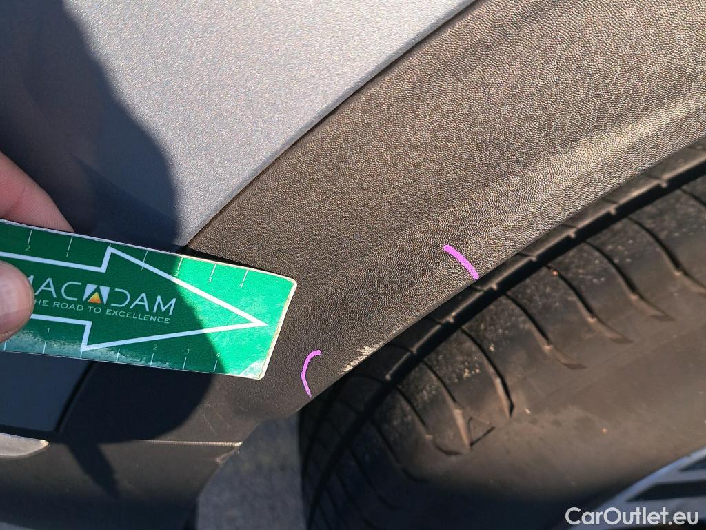  KIA  Sportage KIA  / 2022 / 5P / todoterreno 1.6 T-GDi 110kW (150CV) Concept 4x2 #32