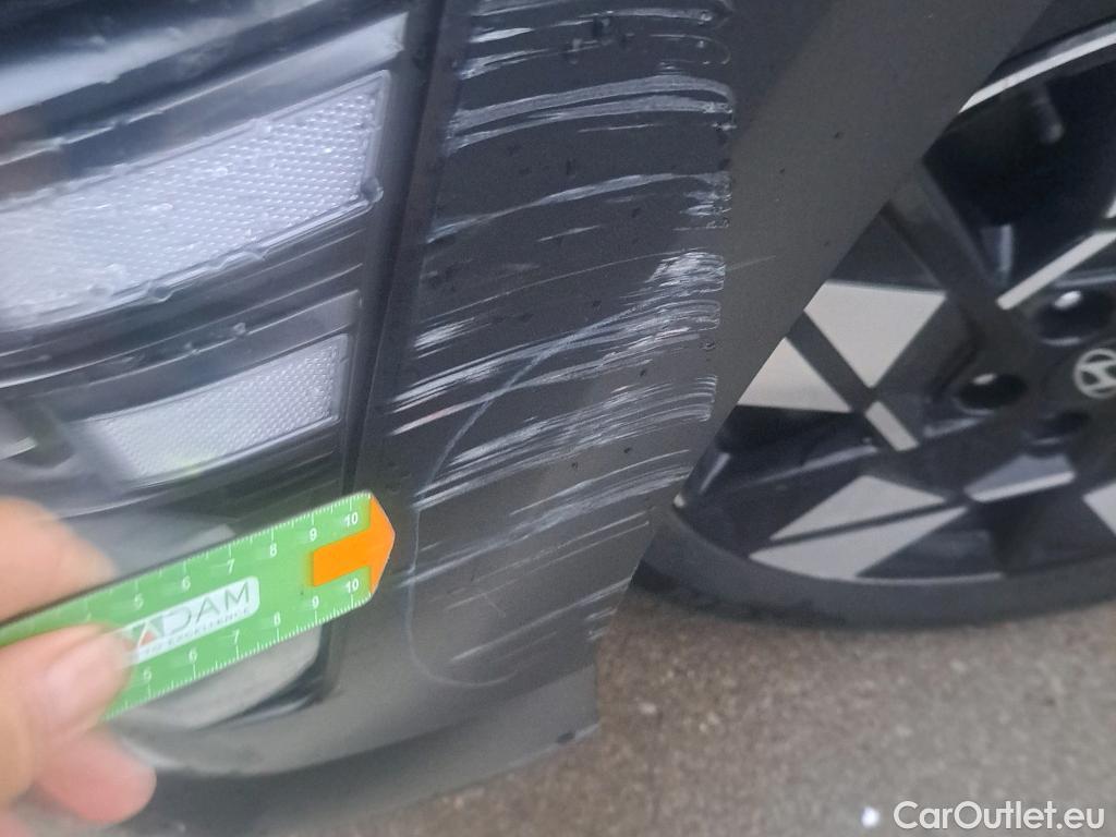  Hyundai  Konna HYUNDAI Kona / 2023 / 5P / todoterreno 1.6 GDI HEV Flexx DCT #28