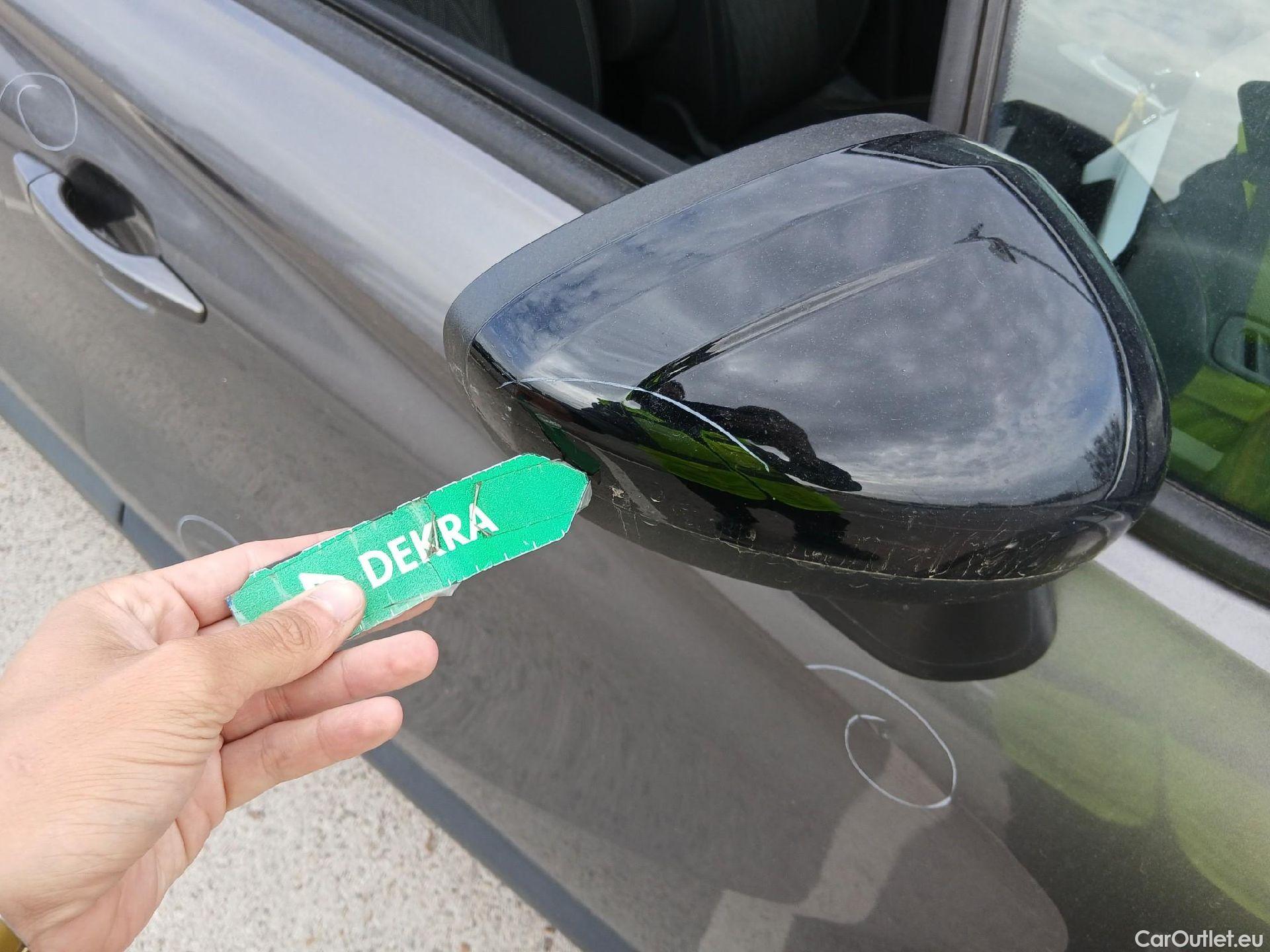  Opel  Crossland OPEL  X / 2017 / 5P / todoterreno 1.2 OPEL 2020 S&S 81kW (110CV) TRACC DELANTERA(CX) #54