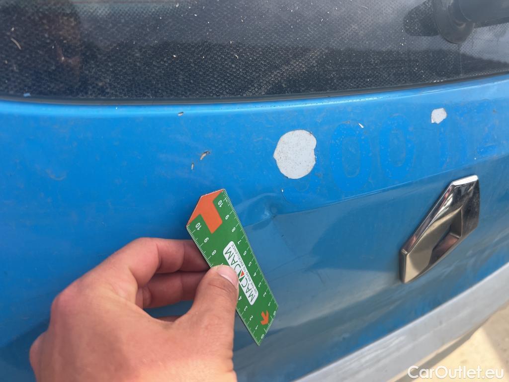  Renault  Clio RENAULT  / 2019 / 5P / berlina con portón Business Blue dCi 63 kW (85CV) #2