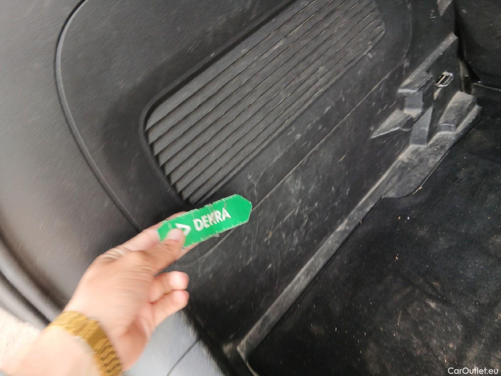  Opel  Crossland OPEL  X / 2017 / 5P / todoterreno 1.2 OPEL 2020 S&S 81kW (110CV) TRACC DELANTERA(CX) #40