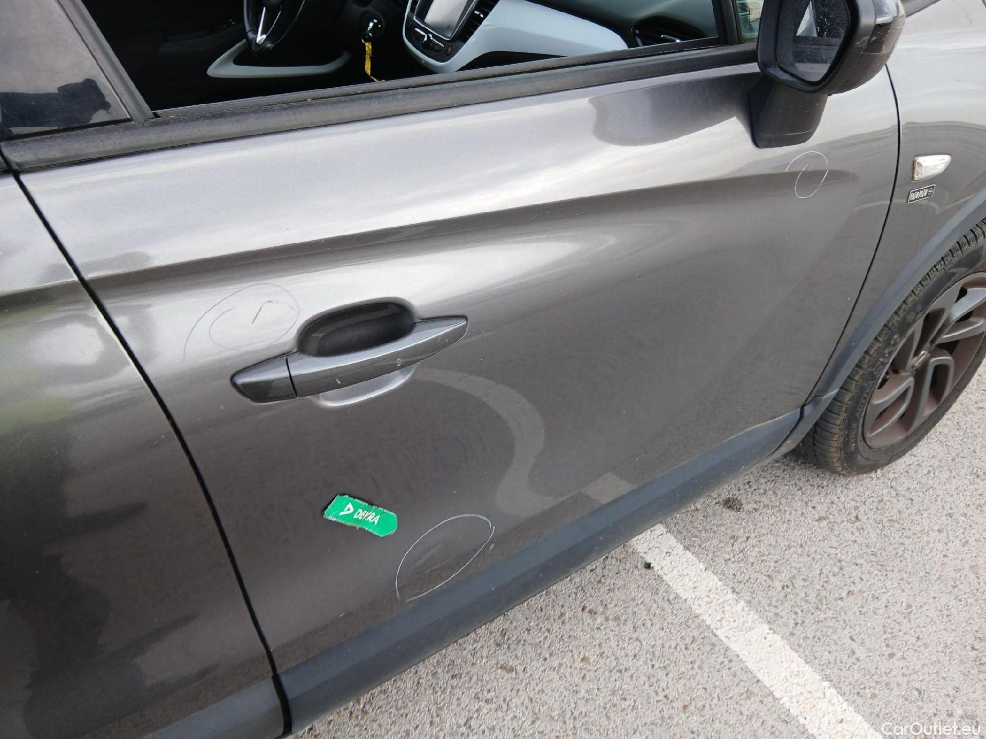  Opel  Crossland OPEL  X / 2017 / 5P / todoterreno 1.2 OPEL 2020 S&S 81kW (110CV) TRACC DELANTERA(CX) #52