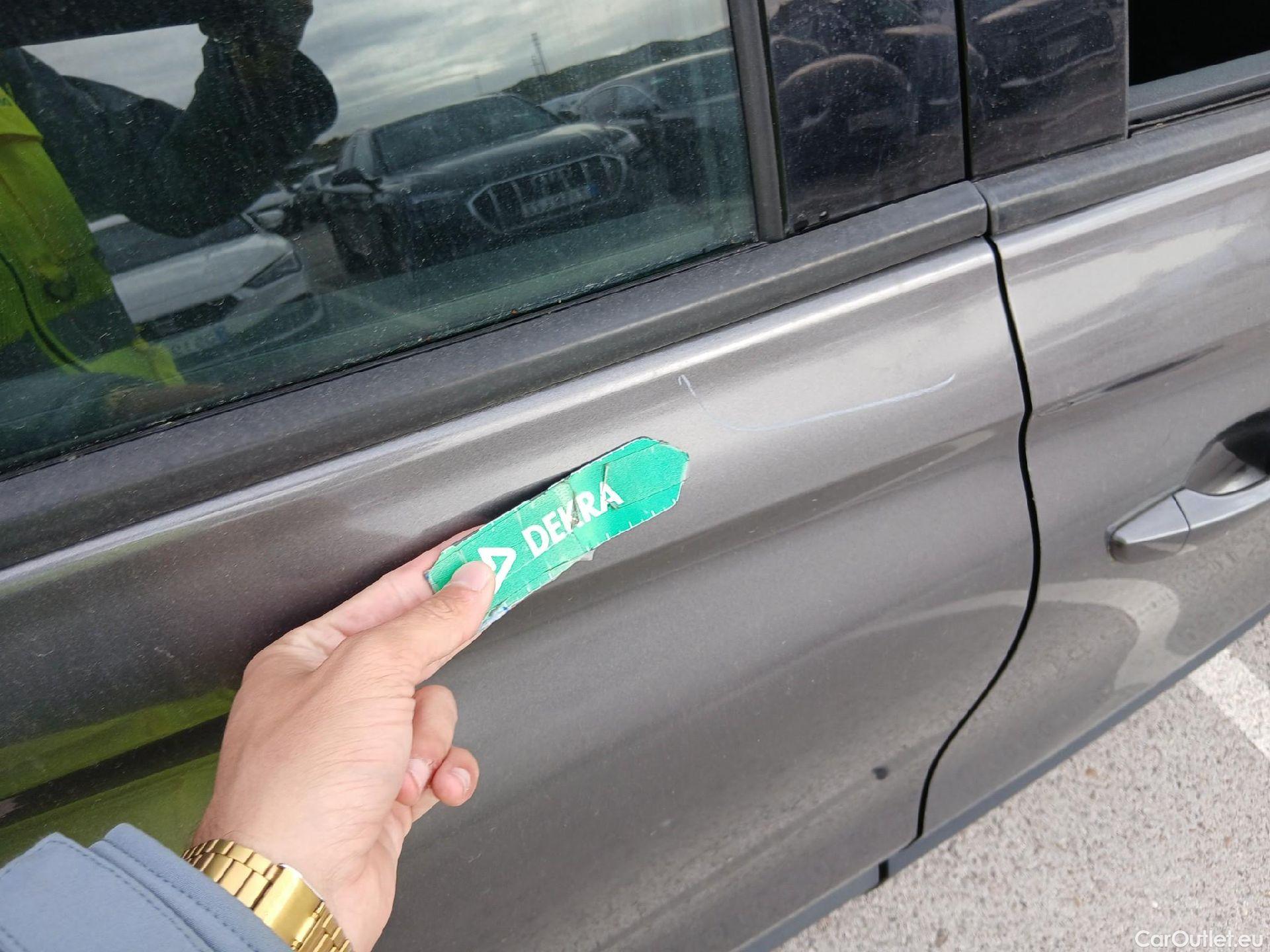  Opel  Crossland OPEL  X / 2017 / 5P / todoterreno 1.2 OPEL 2020 S&S 81kW (110CV) TRACC DELANTERA(CX) #49