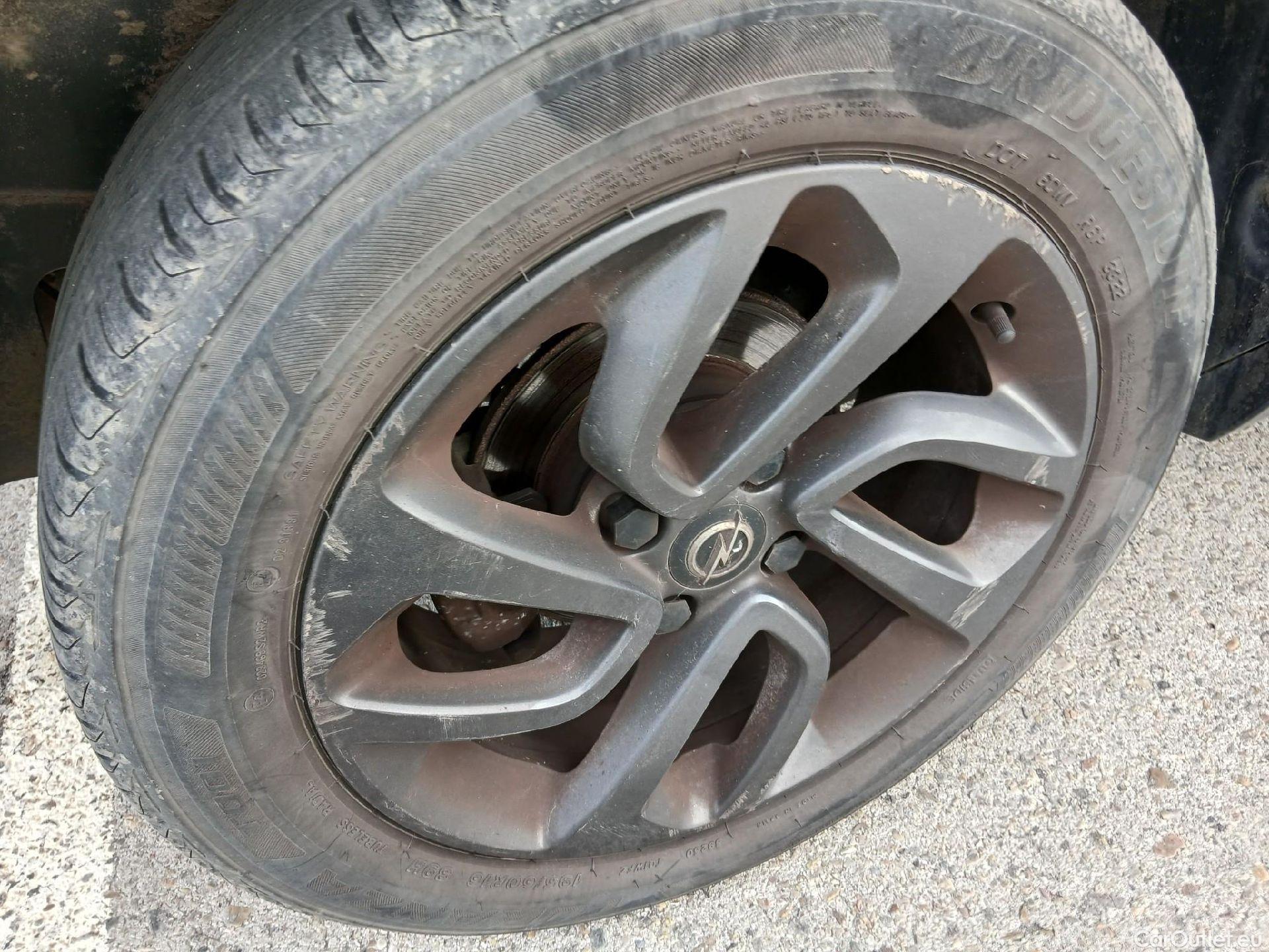  Opel  Crossland OPEL  X / 2017 / 5P / todoterreno 1.2 OPEL 2020 S&S 81kW (110CV) TRACC DELANTERA(CX) #48