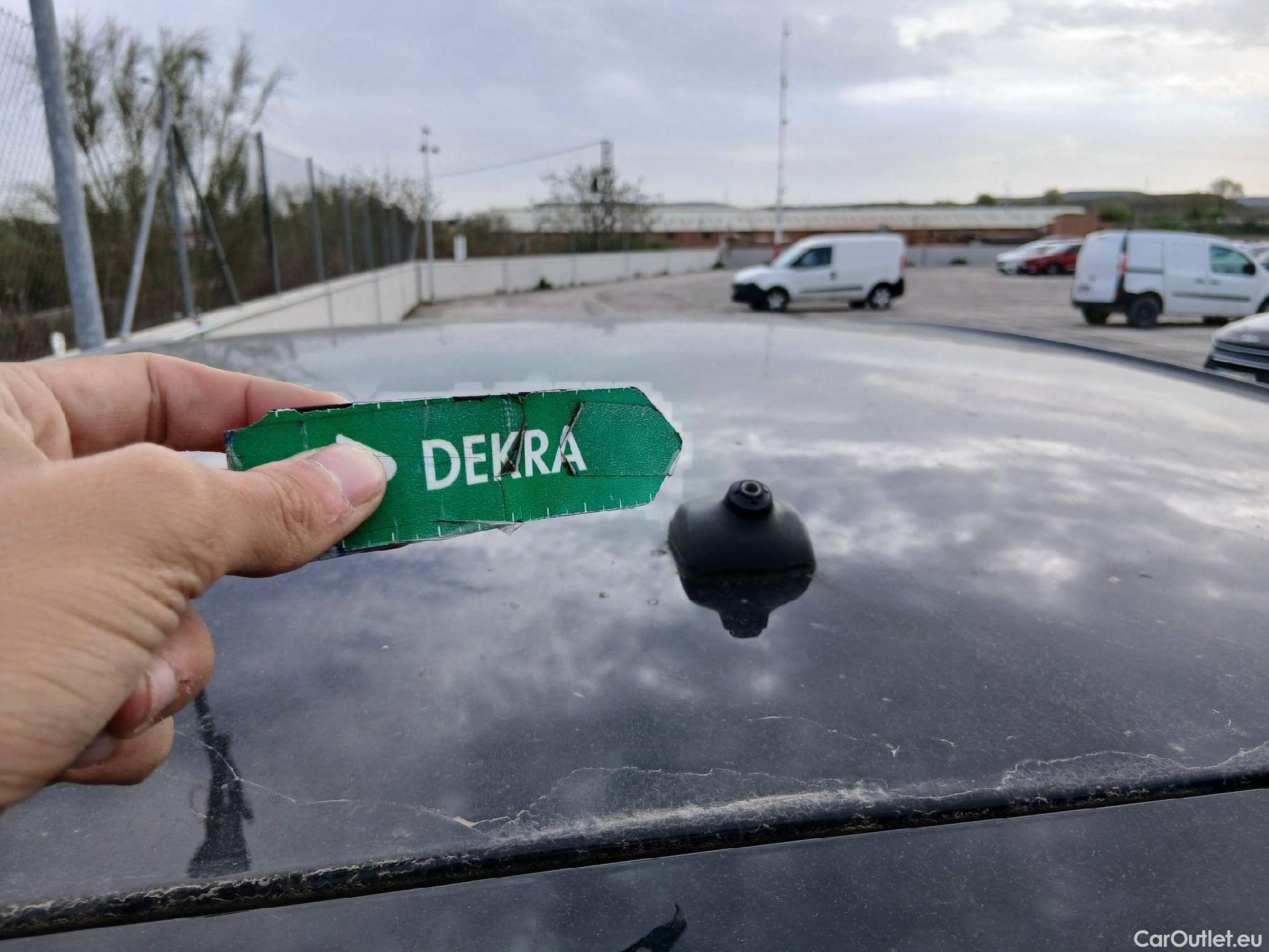  Opel  Crossland OPEL  X / 2017 / 5P / todoterreno 1.2 OPEL 2020 S&S 81kW (110CV) TRACC DELANTERA(CX) #46