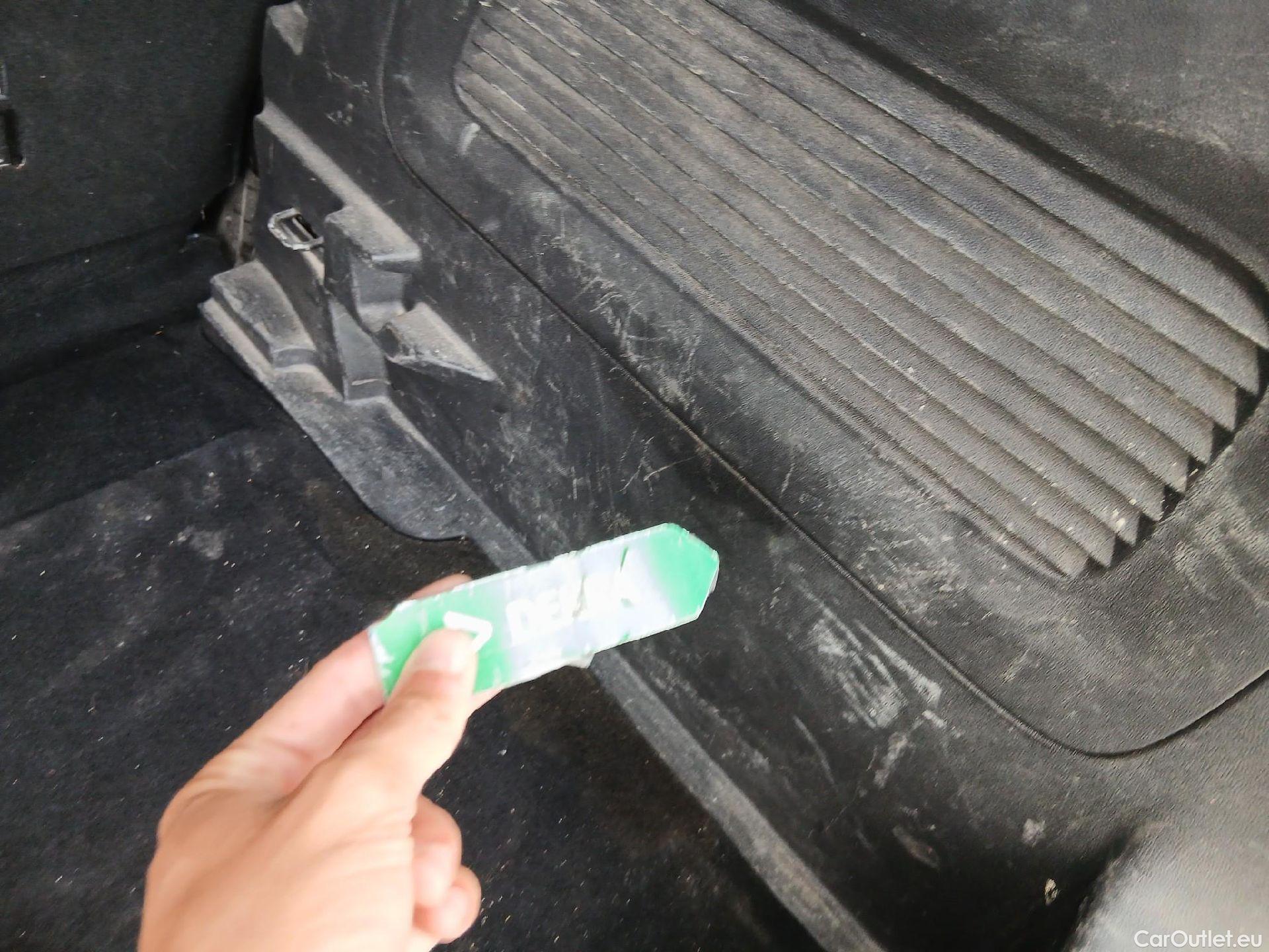  Opel  Crossland OPEL  X / 2017 / 5P / todoterreno 1.2 OPEL 2020 S&S 81kW (110CV) TRACC DELANTERA(CX) #41