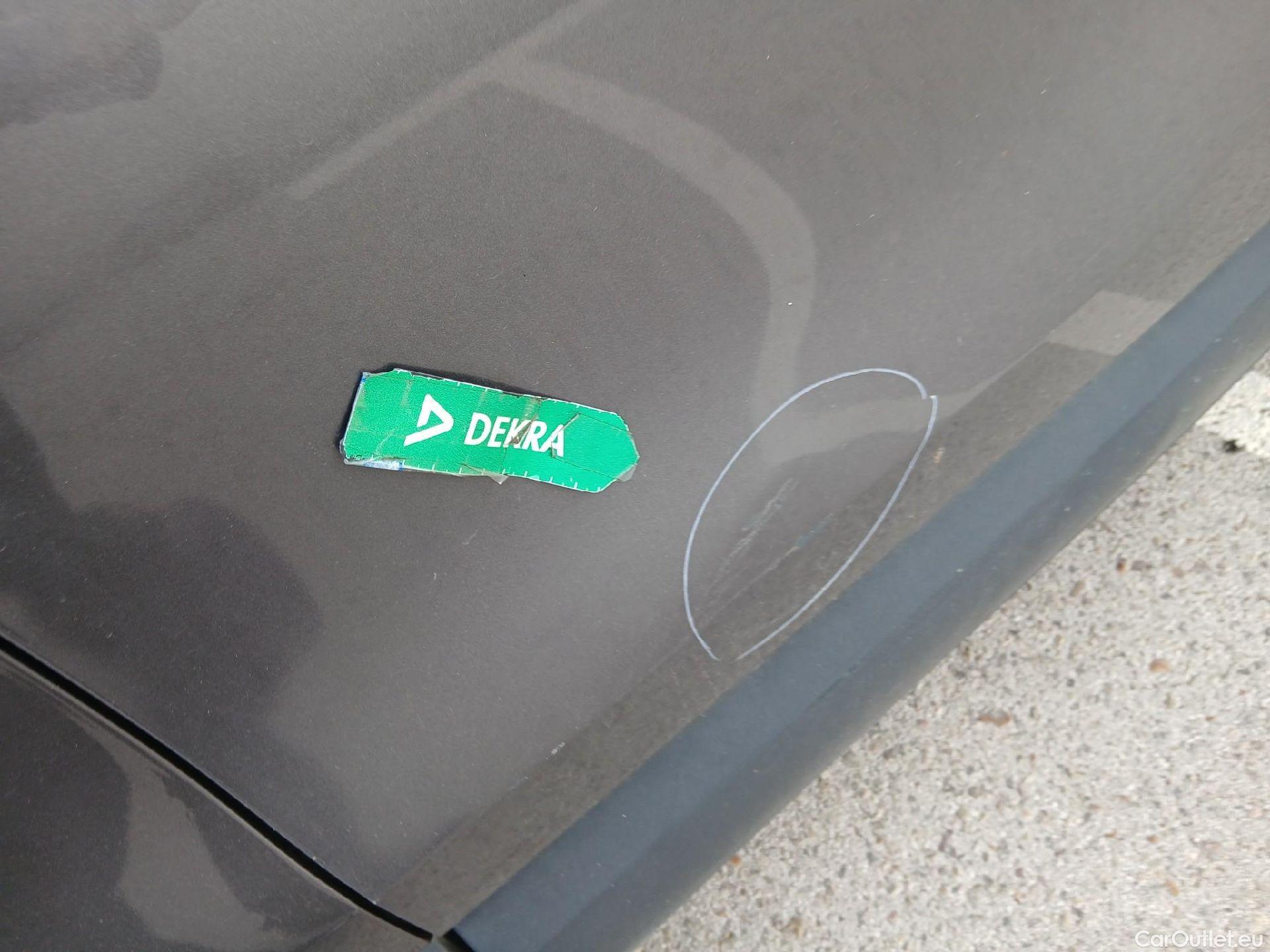  Opel  Crossland OPEL  X / 2017 / 5P / todoterreno 1.2 OPEL 2020 S&S 81kW (110CV) TRACC DELANTERA(CX) #51