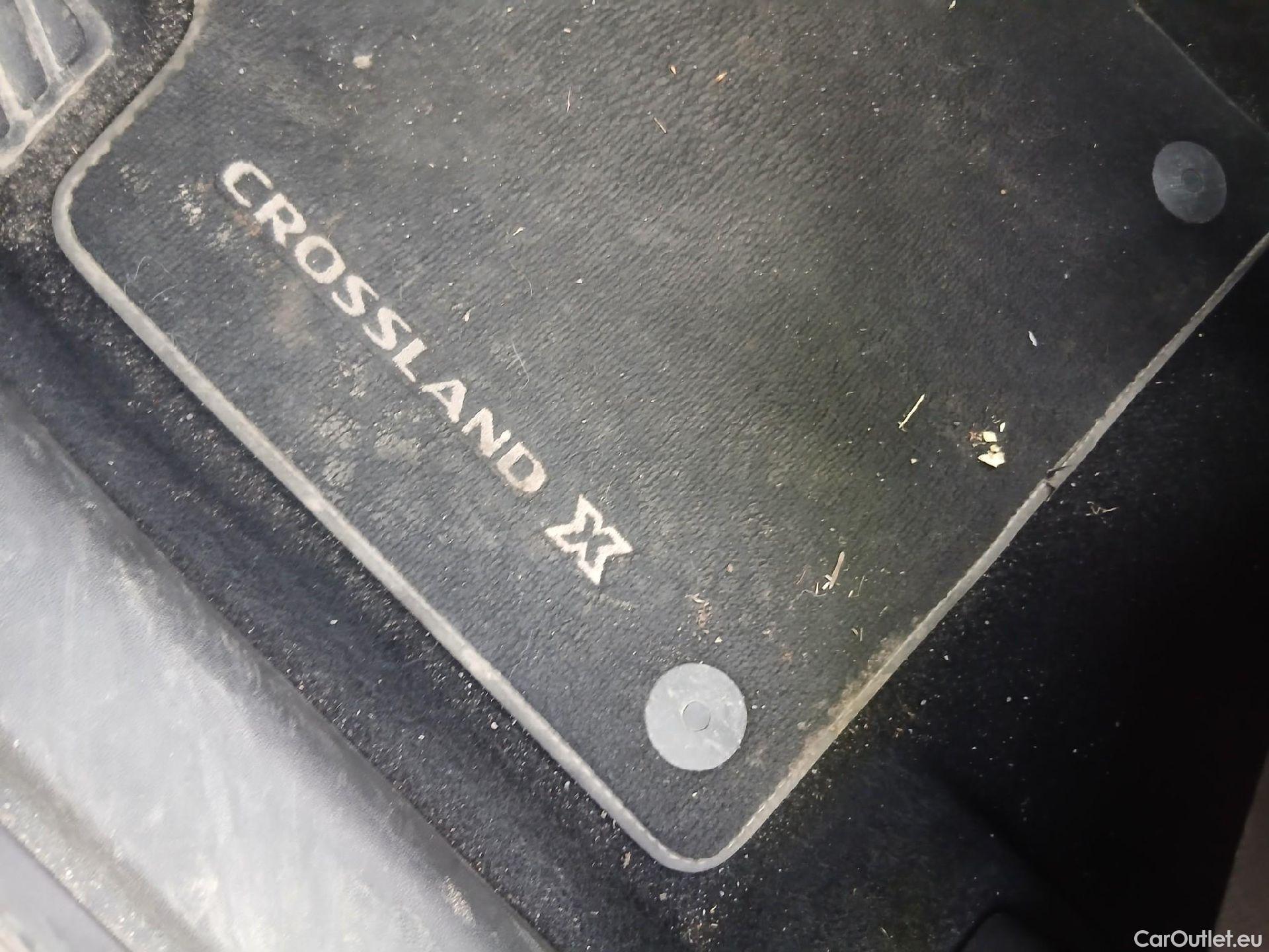  Opel  Crossland OPEL  X / 2017 / 5P / todoterreno 1.2 OPEL 2020 S&S 81kW (110CV) TRACC DELANTERA(CX) #25