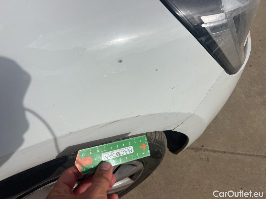  Renault  Clio RENAULT  / 2019 / 5P / berlina con portón Business Blue dCi 63 kW (85CV) #10