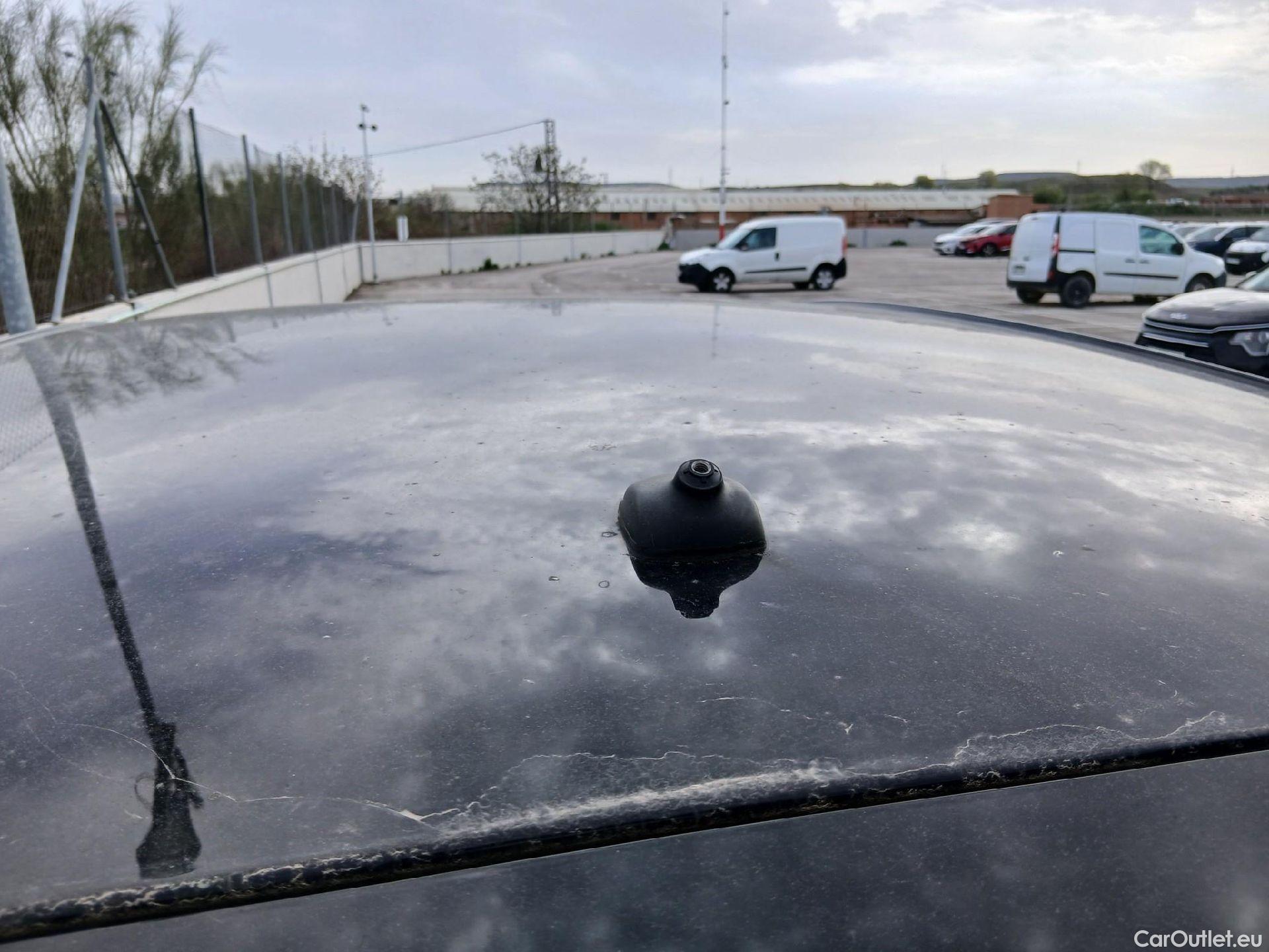  Opel  Crossland OPEL  X / 2017 / 5P / todoterreno 1.2 OPEL 2020 S&S 81kW (110CV) TRACC DELANTERA(CX) #45