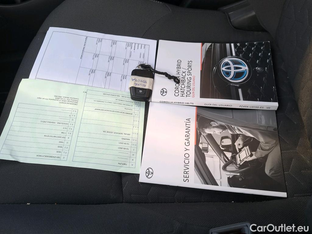  Toyota  Corolla TOYOTA  / 2019 / 5P / familiar 1.8 125H BUSINESS PLUS E-CVT TOU SPORT #2