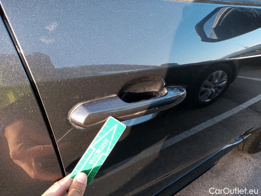  Toyota  RAV4 TOYOTA  / 2018 / 5P / todoterreno 2.5l PLUG-IN 300PH (e-CVT) Advance #24