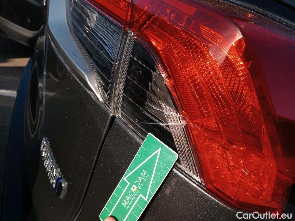  Toyota  RAV4 TOYOTA  / 2018 / 5P / todoterreno 2.5l PLUG-IN 300PH (e-CVT) Advance #1