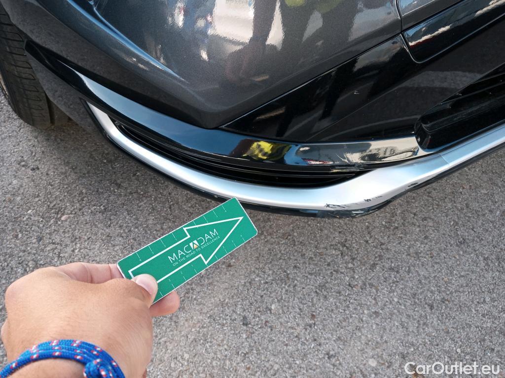  Toyota  RAV4 TOYOTA  / 2018 / 5P / todoterreno 2.5l PLUG-IN 300PH (e-CVT) Advance #16