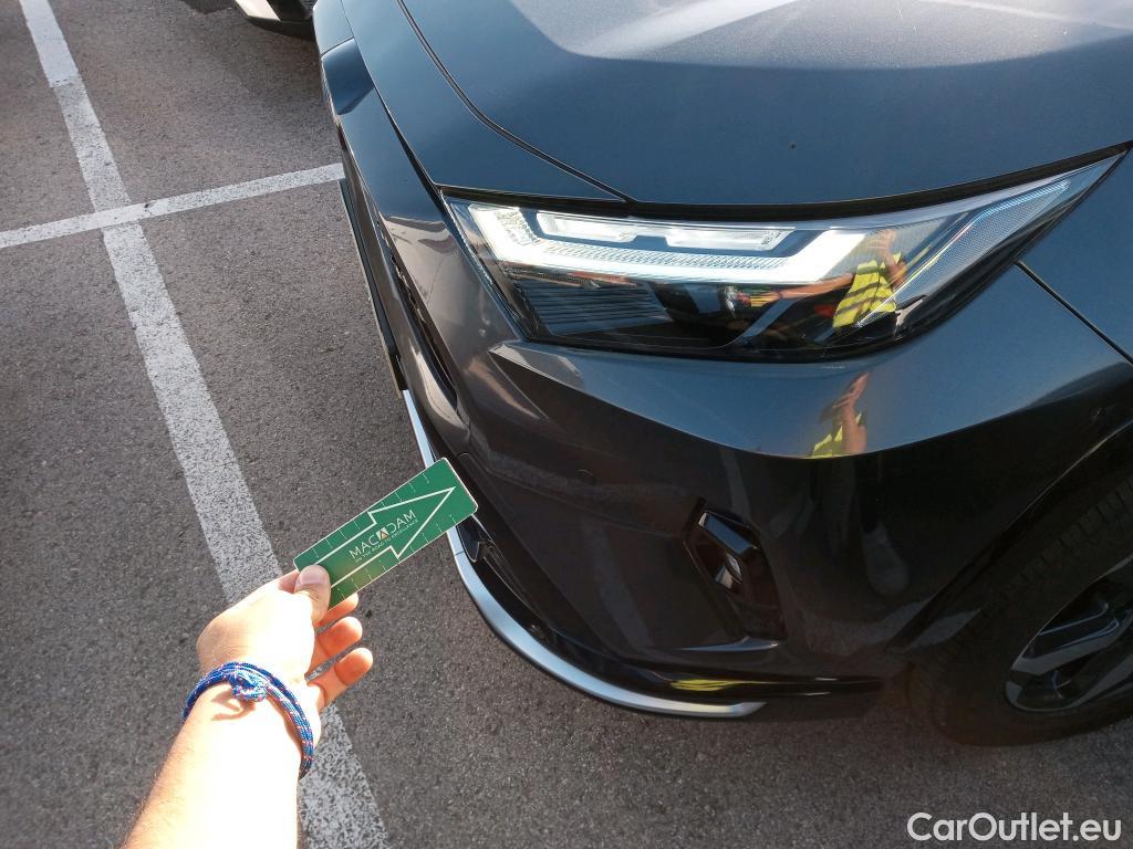  Toyota  RAV4 TOYOTA  / 2018 / 5P / todoterreno 2.5l PLUG-IN 300PH (e-CVT) Advance #8