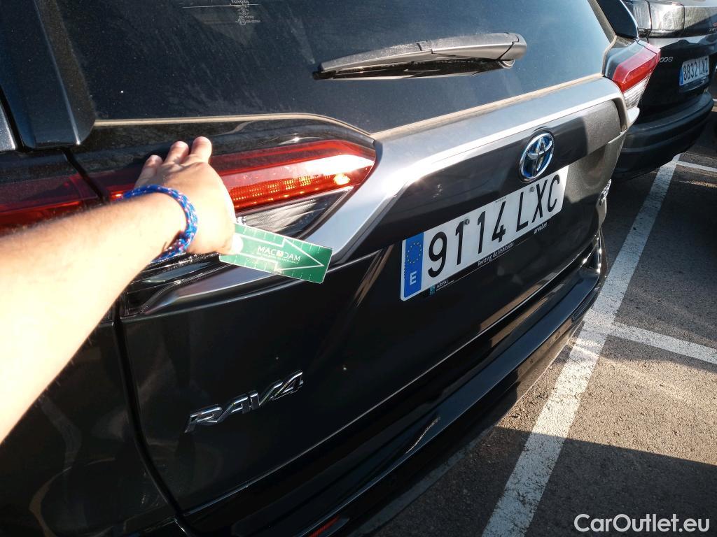  Toyota  RAV4 TOYOTA  / 2018 / 5P / todoterreno 2.5l PLUG-IN 300PH (e-CVT) Advance #34