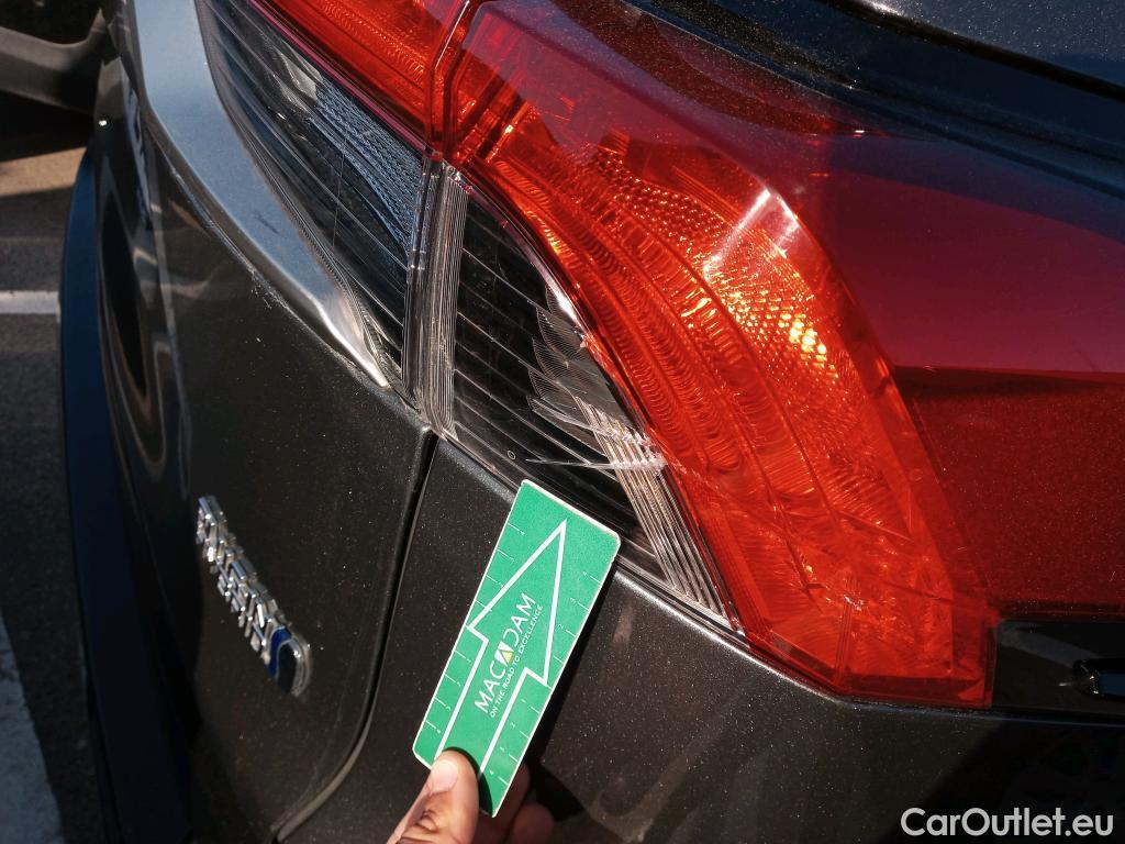  Toyota  RAV4 TOYOTA  / 2018 / 5P / todoterreno 2.5l PLUG-IN 300PH (e-CVT) Advance #2