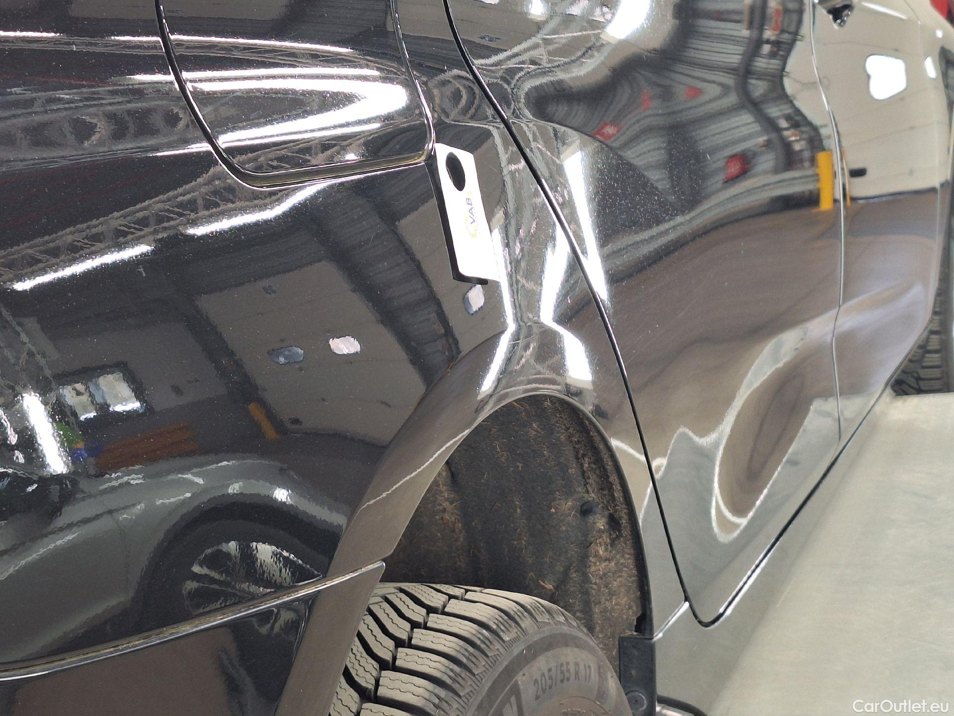  Bmw  Serie 2 BMW, 2-serie GranTour '18, BMW 2 Reeks Gran Tourer 220i (131kW) 5d 7pl #14