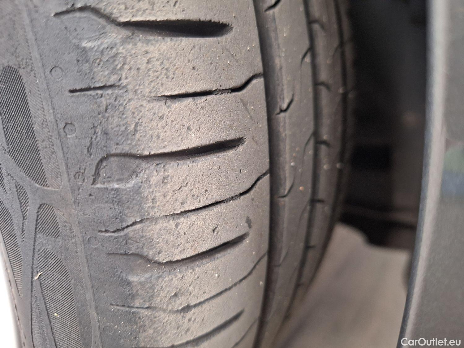  Fiat  500 Fiat,  '15, Fiat  1.0 Hybrid 70 Lounge 3d #60