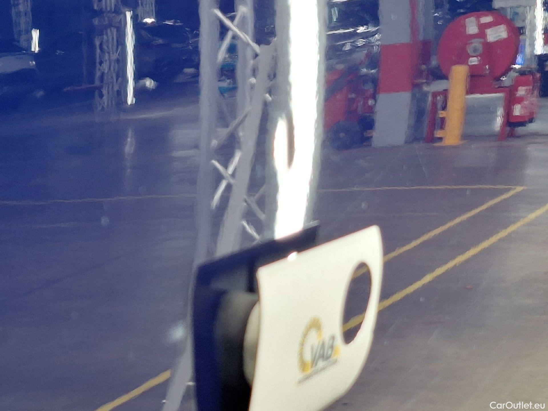  Toyota  Yaris Toyota,  '20, Toyota  1.5 VVT-i Hybrid Iconic e-CVT 5d #25