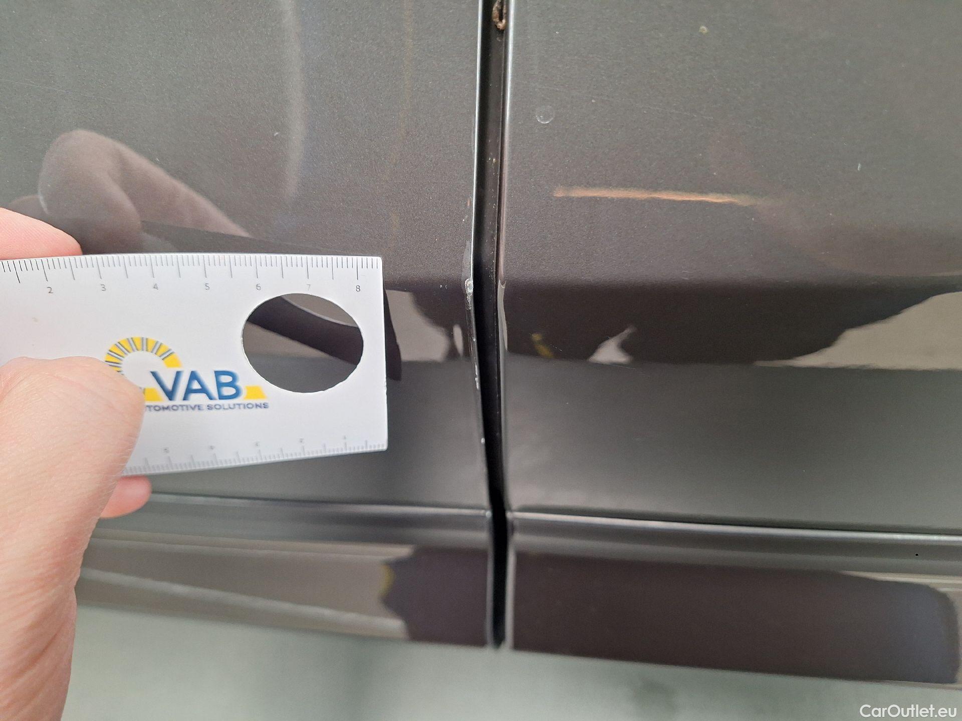  Volvo  XC60 Volvo,  FL'21, Volvo  B4 D Geartronic R-Design 5d #30