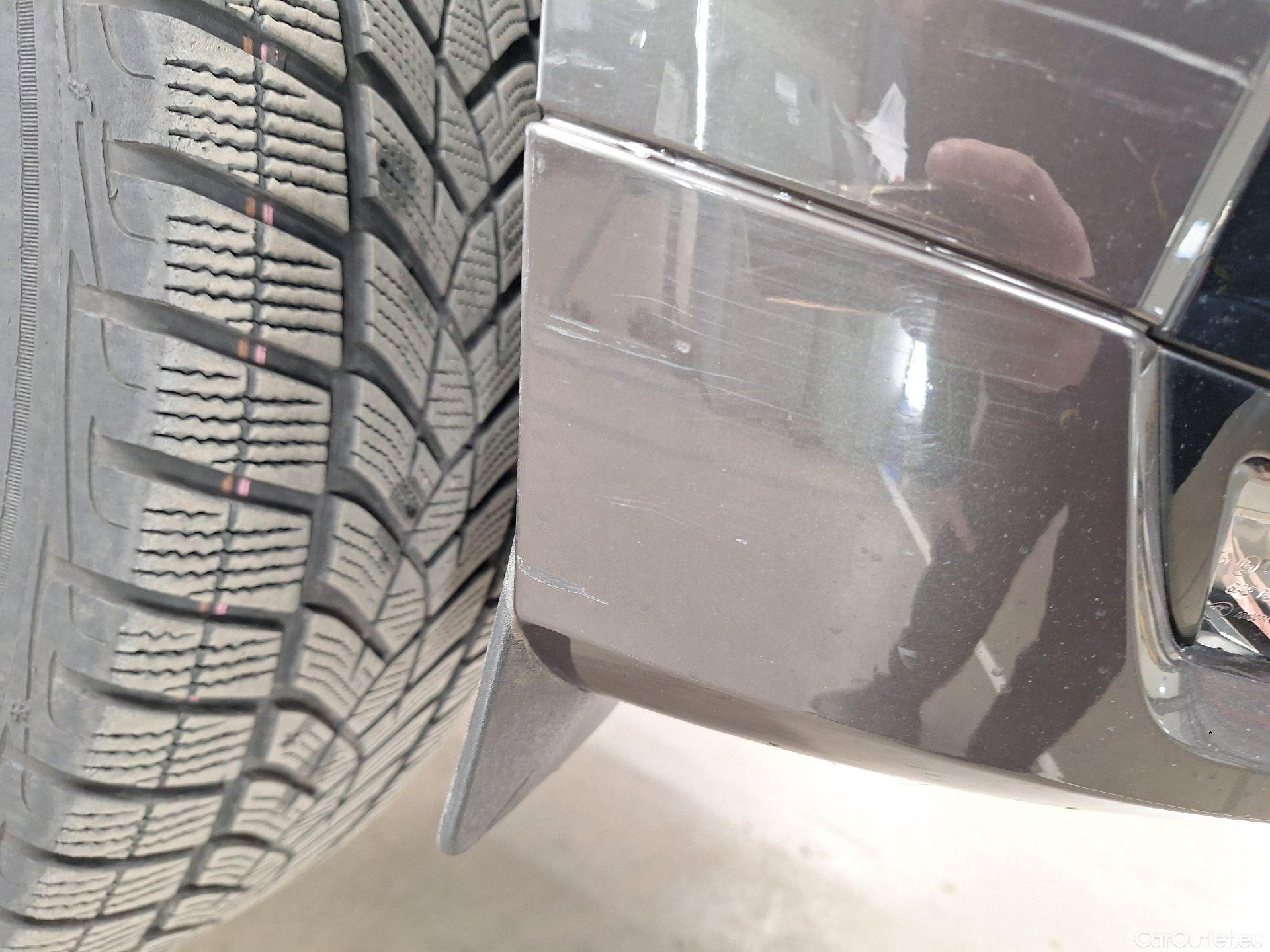  Volvo  XC60 Volvo,  FL'21, Volvo  B4 D Geartronic R-Design 5d #26