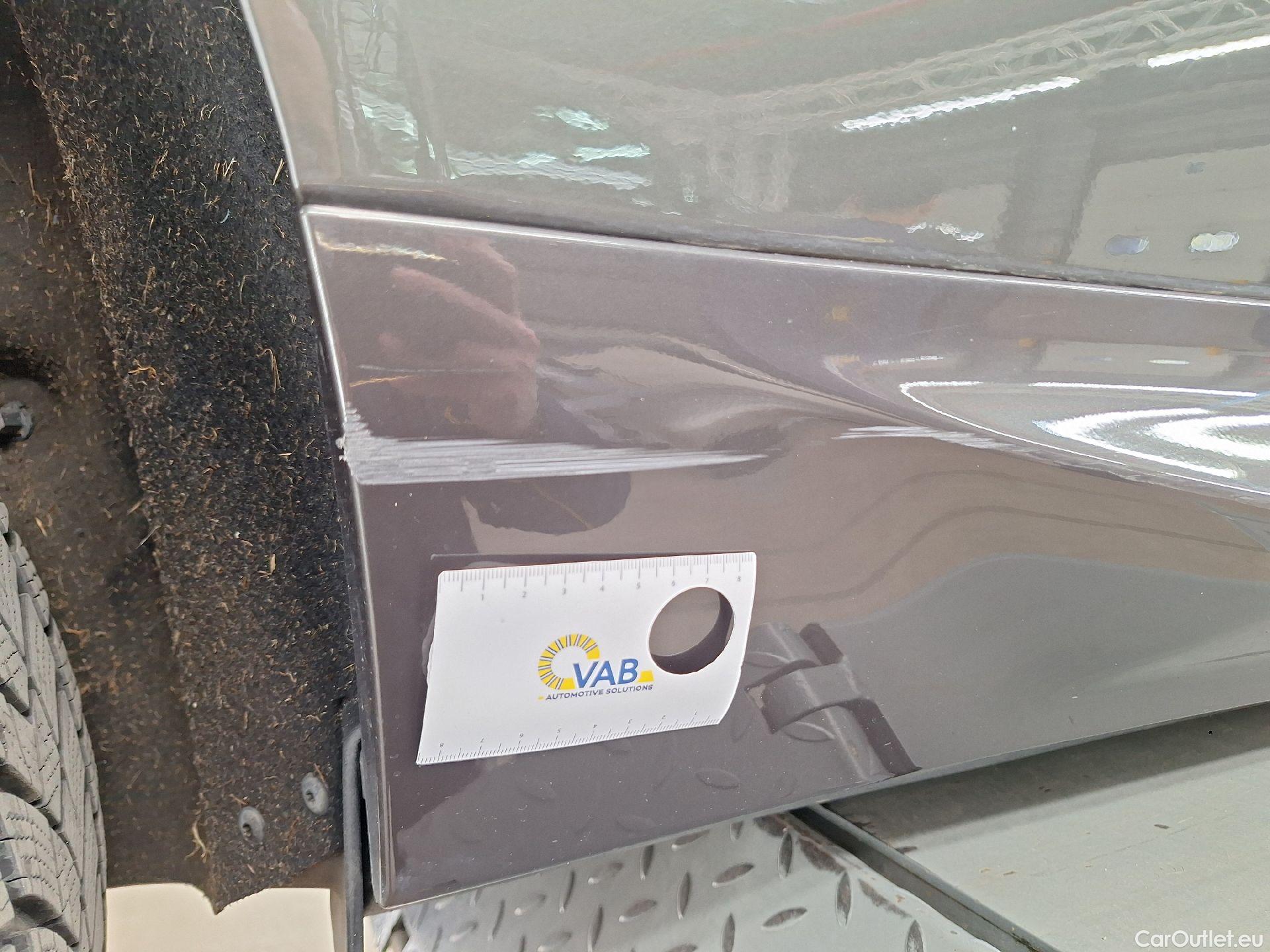  Volvo  XC60 Volvo,  FL'21, Volvo  B4 D Geartronic R-Design 5d #18