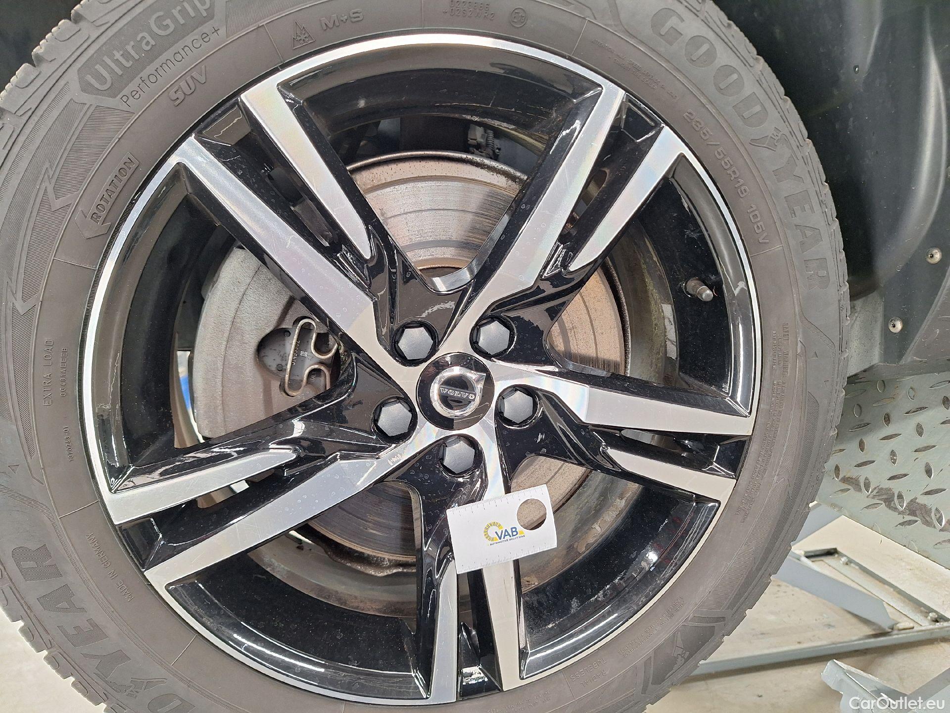  Volvo  XC60 Volvo,  FL'21, Volvo  B4 D Geartronic R-Design 5d #51