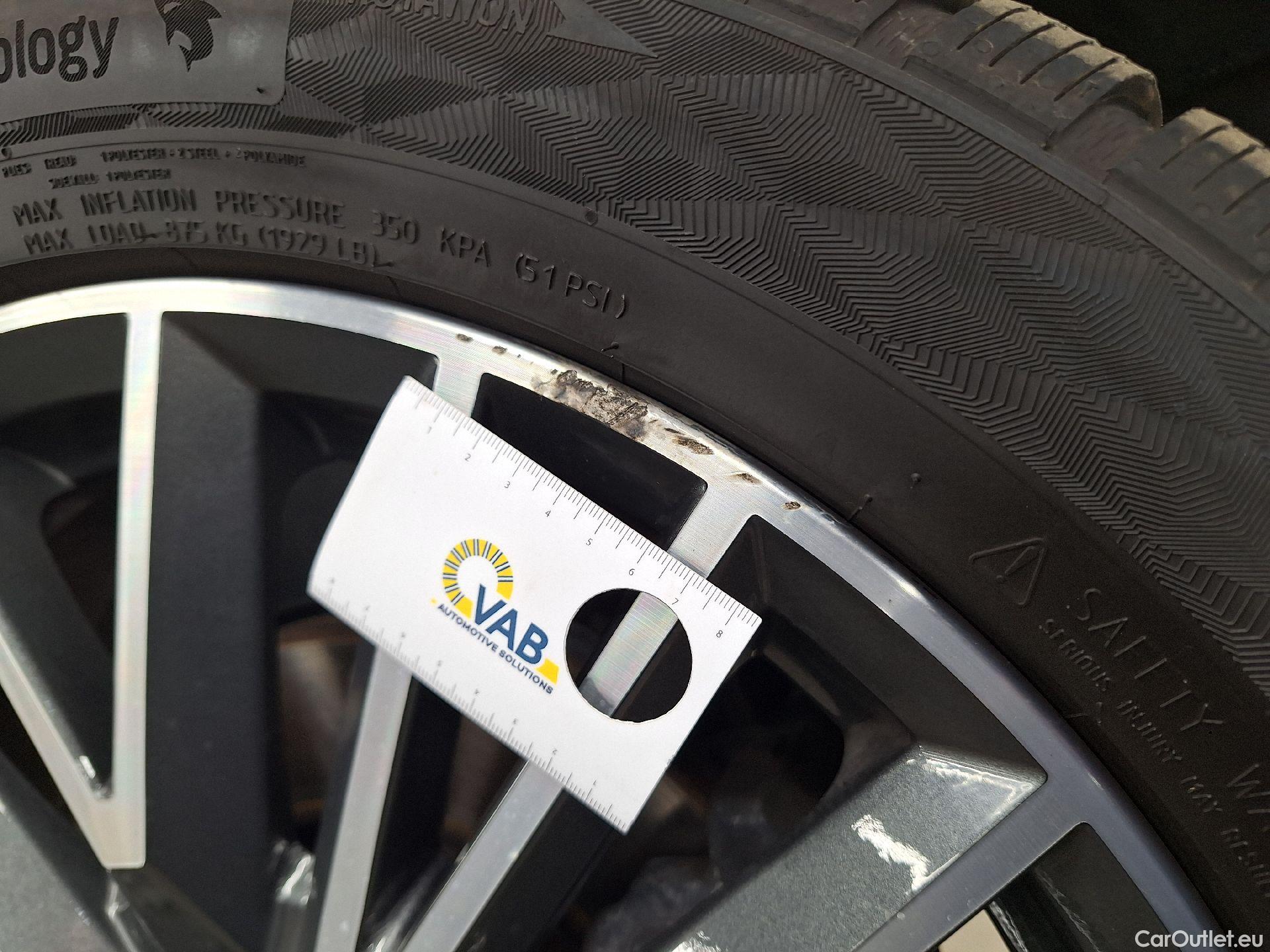  Audi  Q3 Audi,  SB '19, Audi  Sportback 35 TDI S tronic S Line Business  #47