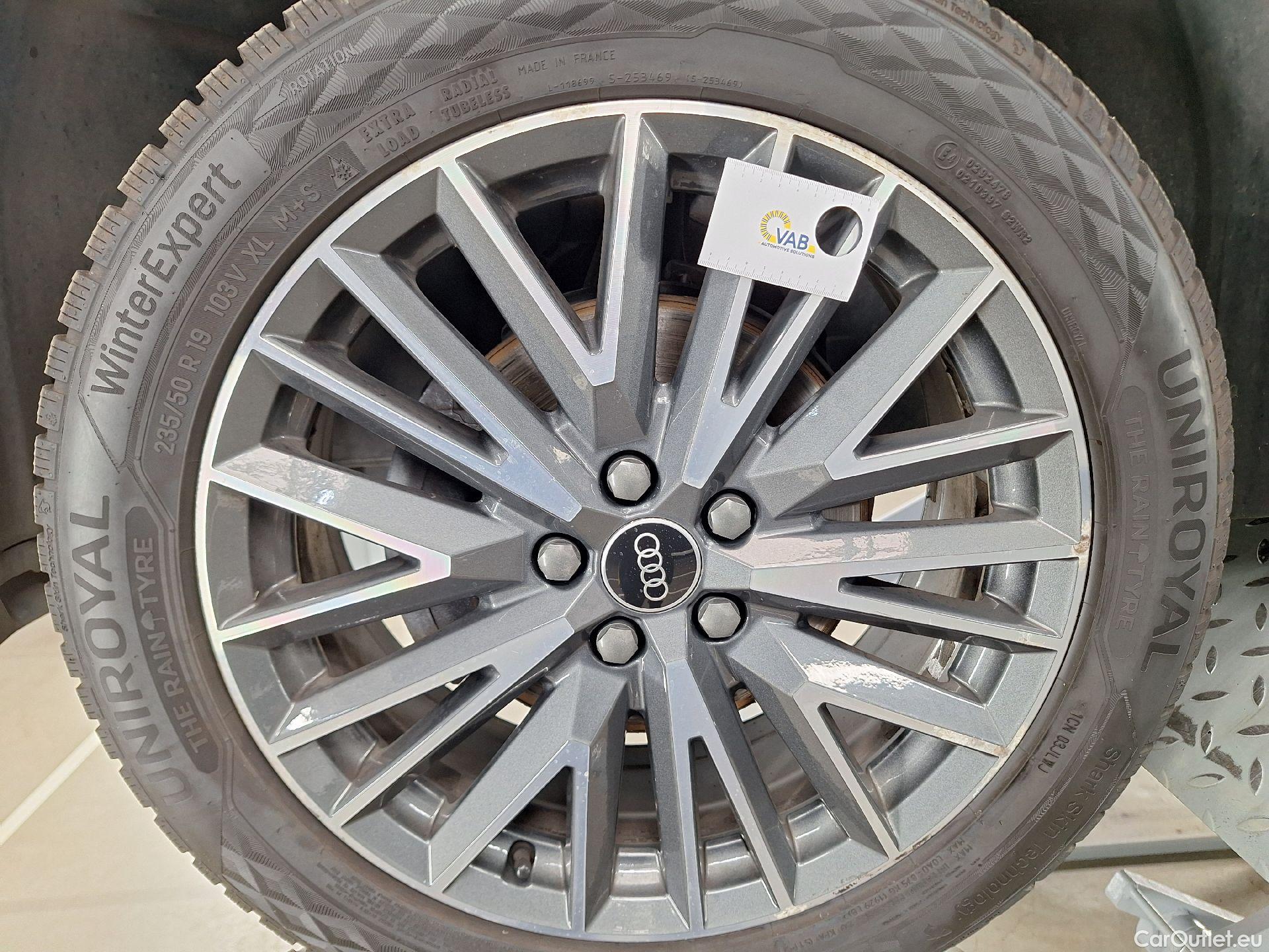  Audi  Q3 Audi,  SB '19, Audi  Sportback 35 TDI S tronic S Line Business  #40