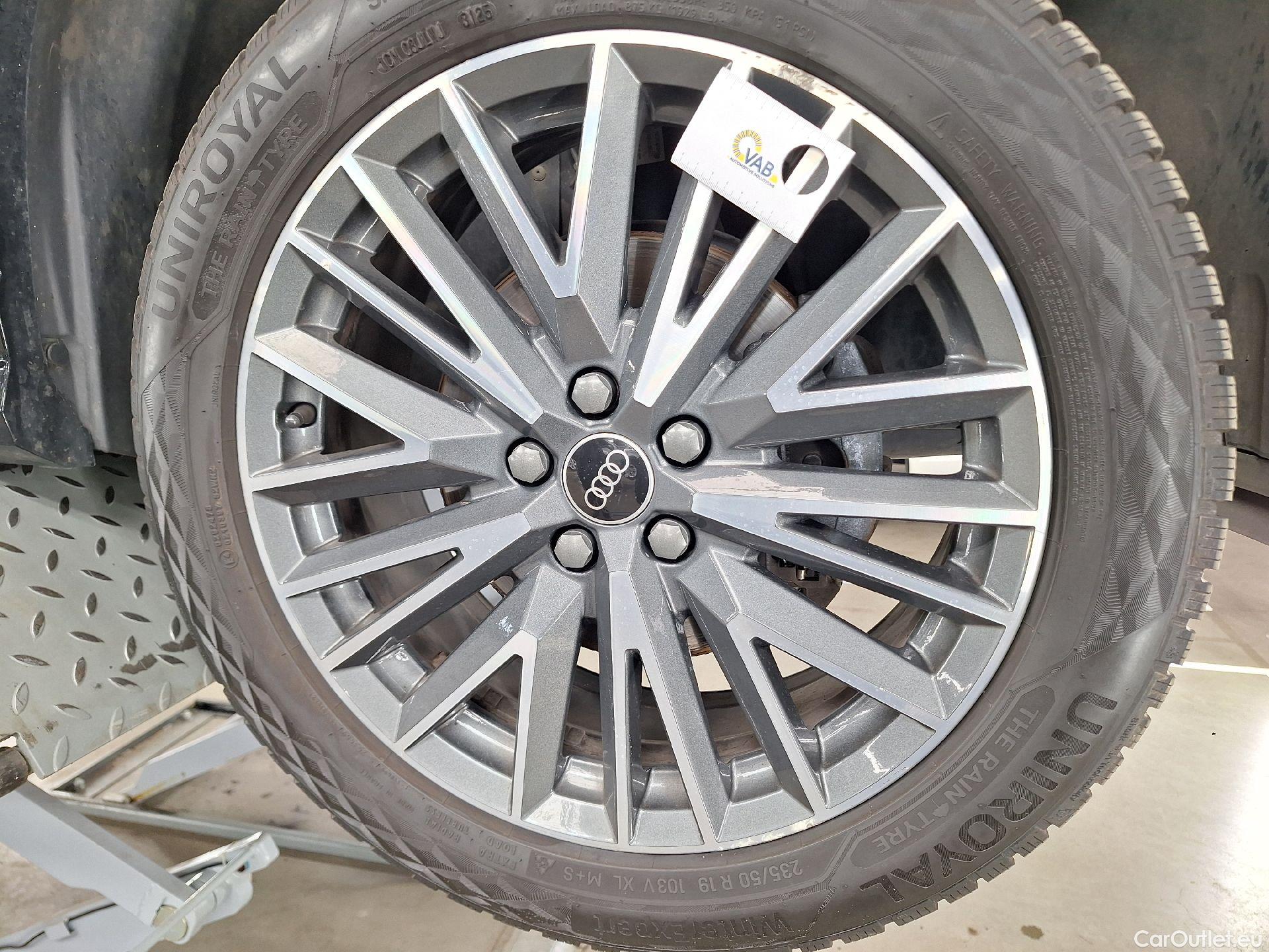  Audi  Q3 Audi,  SB '19, Audi  Sportback 35 TDI S tronic S Line Business  #46