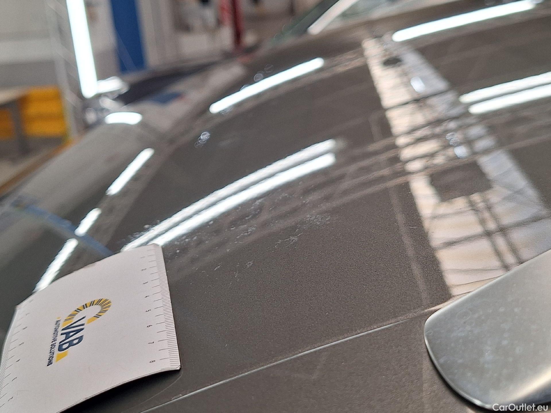  Audi  Q3 Audi,  '18, Audi  35 TDI S Tronic Business Edition 5d #42