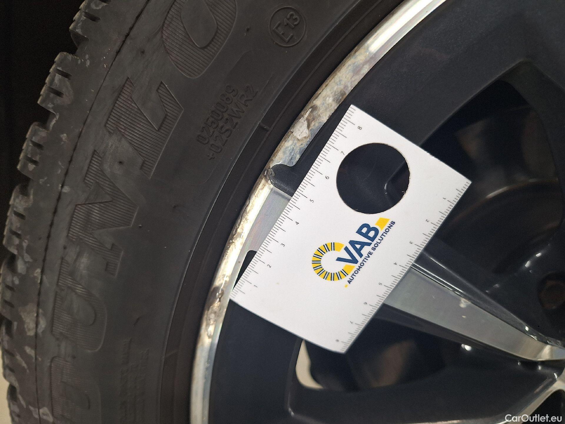  Bmw  Serie 3 BMW, 3-serie '18, BMW 3 Reeks Berline 318dA (110 kW) 4d #38