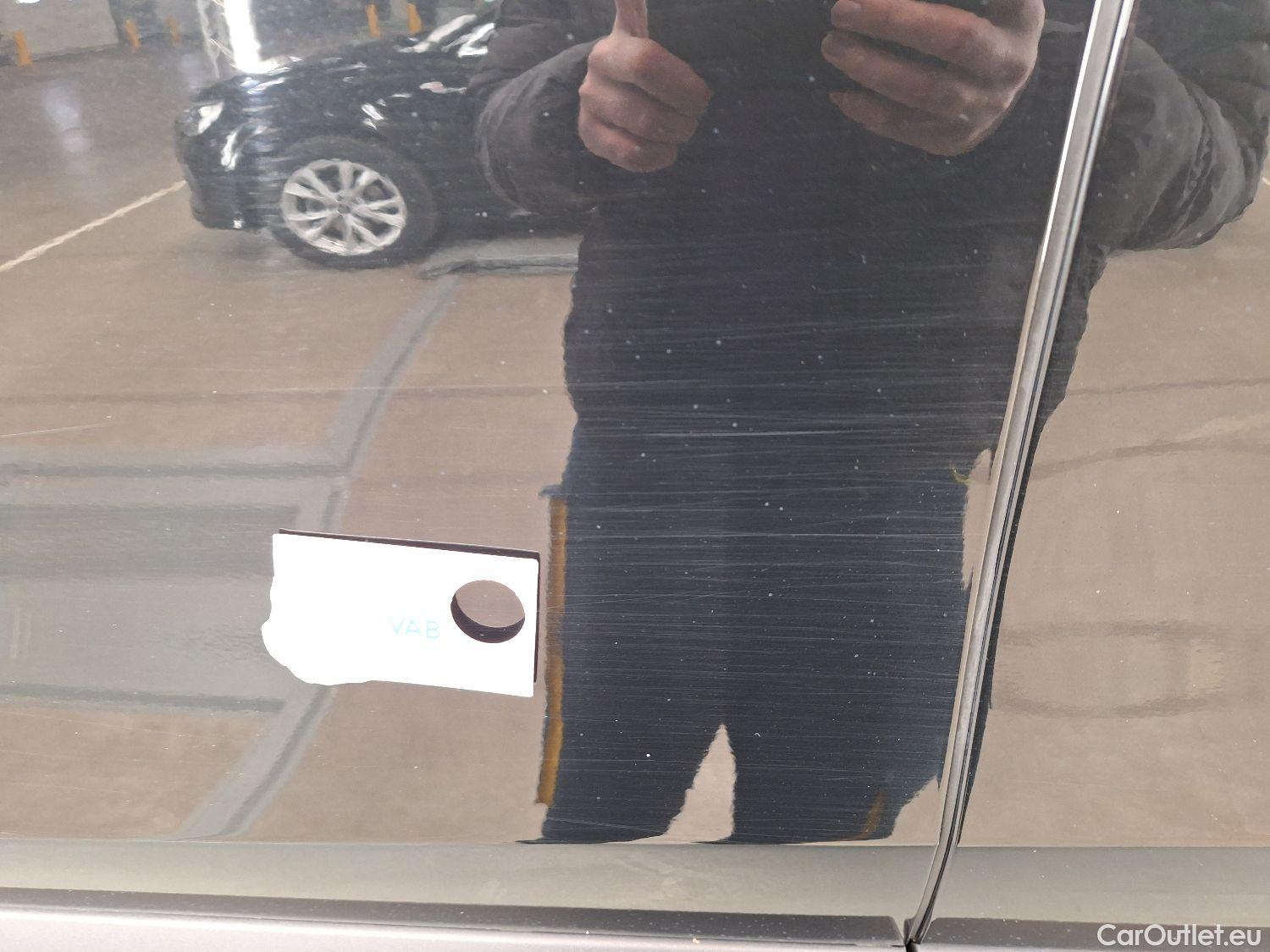  Bmw  X1 BMW,  FL'19, BMW  sDrive18dA (100 kW) 5d #33