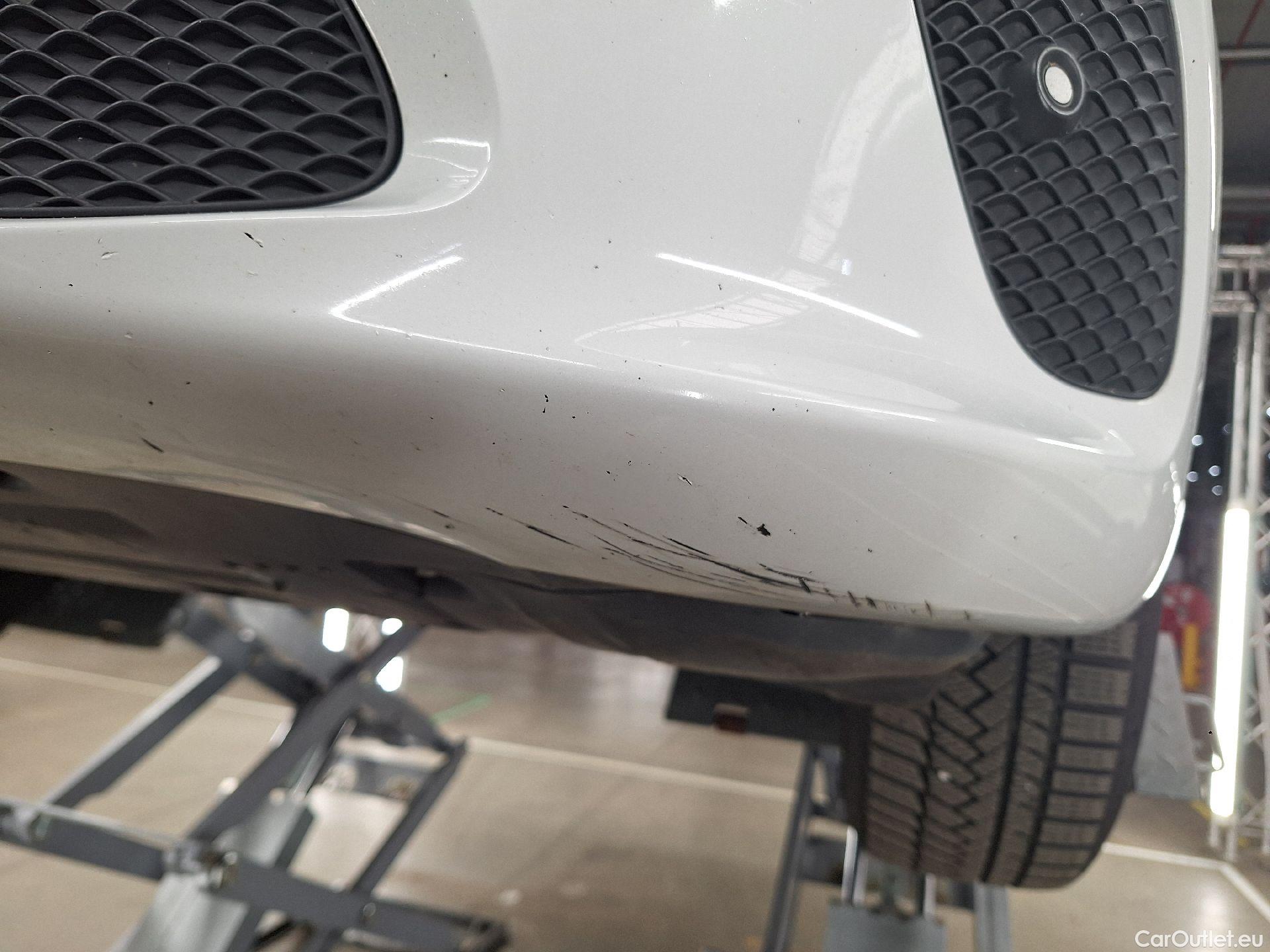  Mercedes  A-Klasse Mercedes, A-Class Berline '18, Mercedes-Benz  Limousine A 180 d DCT Busin #24