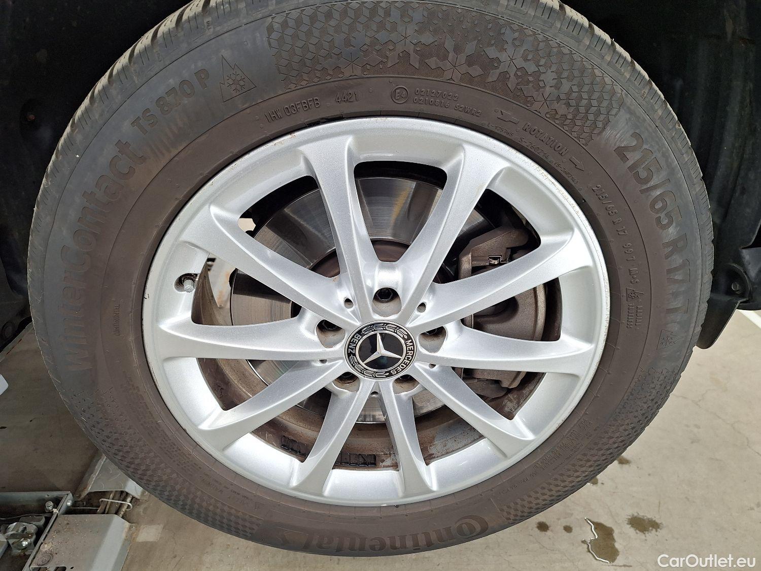  Mercedes  GLB Mercedes,  '19, Mercedes-Benz   220 d 5d 7pl #4