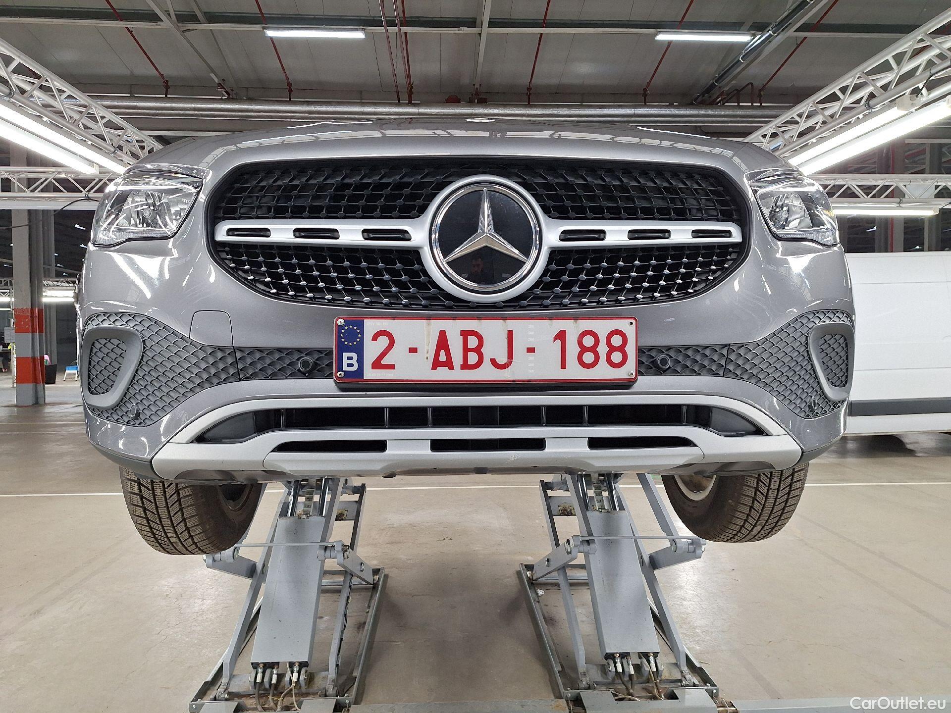  Mercedes  GLA Mercedes,  '20, Mercedes-Benz   180 d Business Solution 5d #26