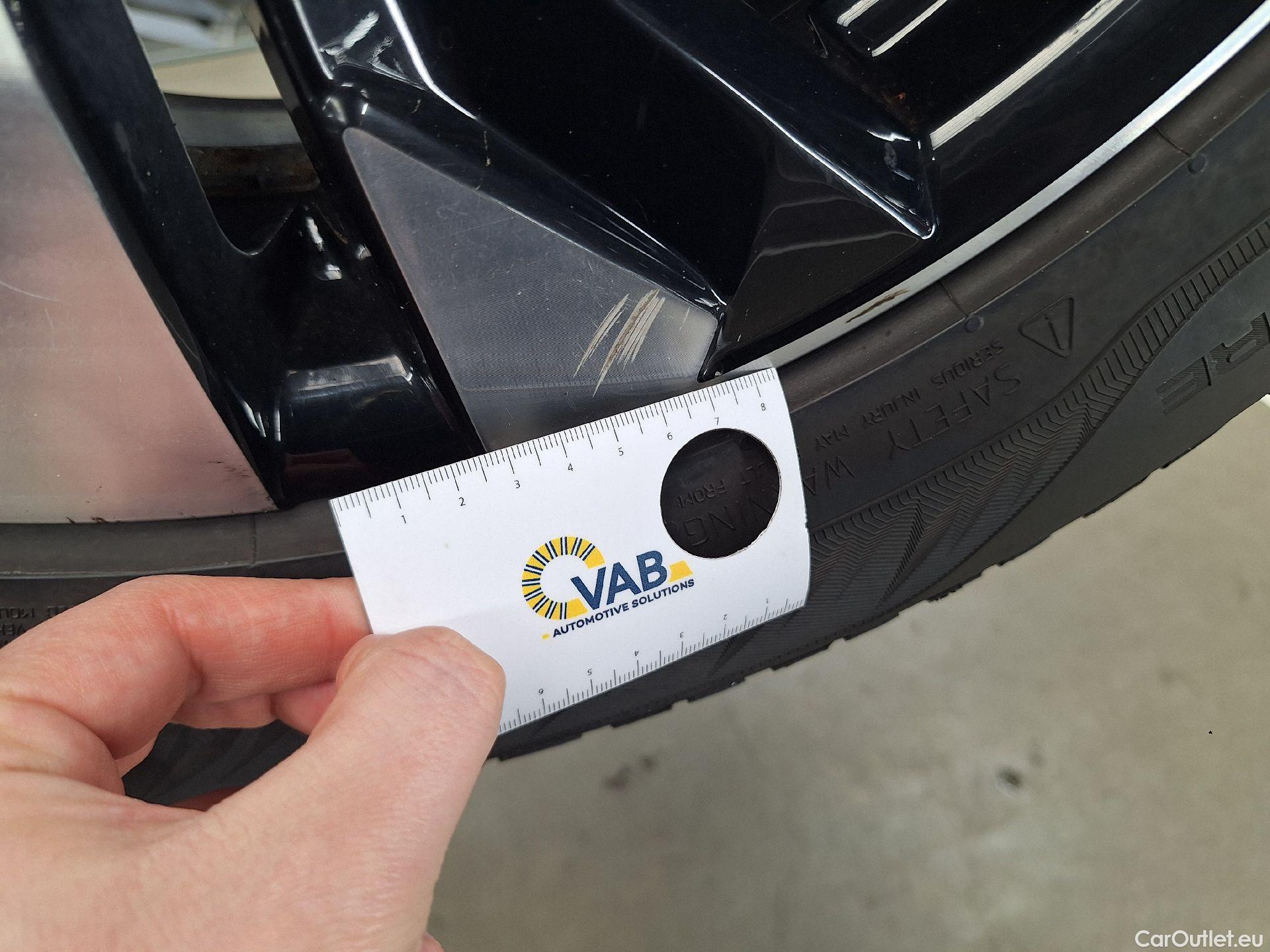  Peugeot  2008 Peugeot,  '19, Peugeot  1.5 BlueHDi 81kW S&S GT 5d #37