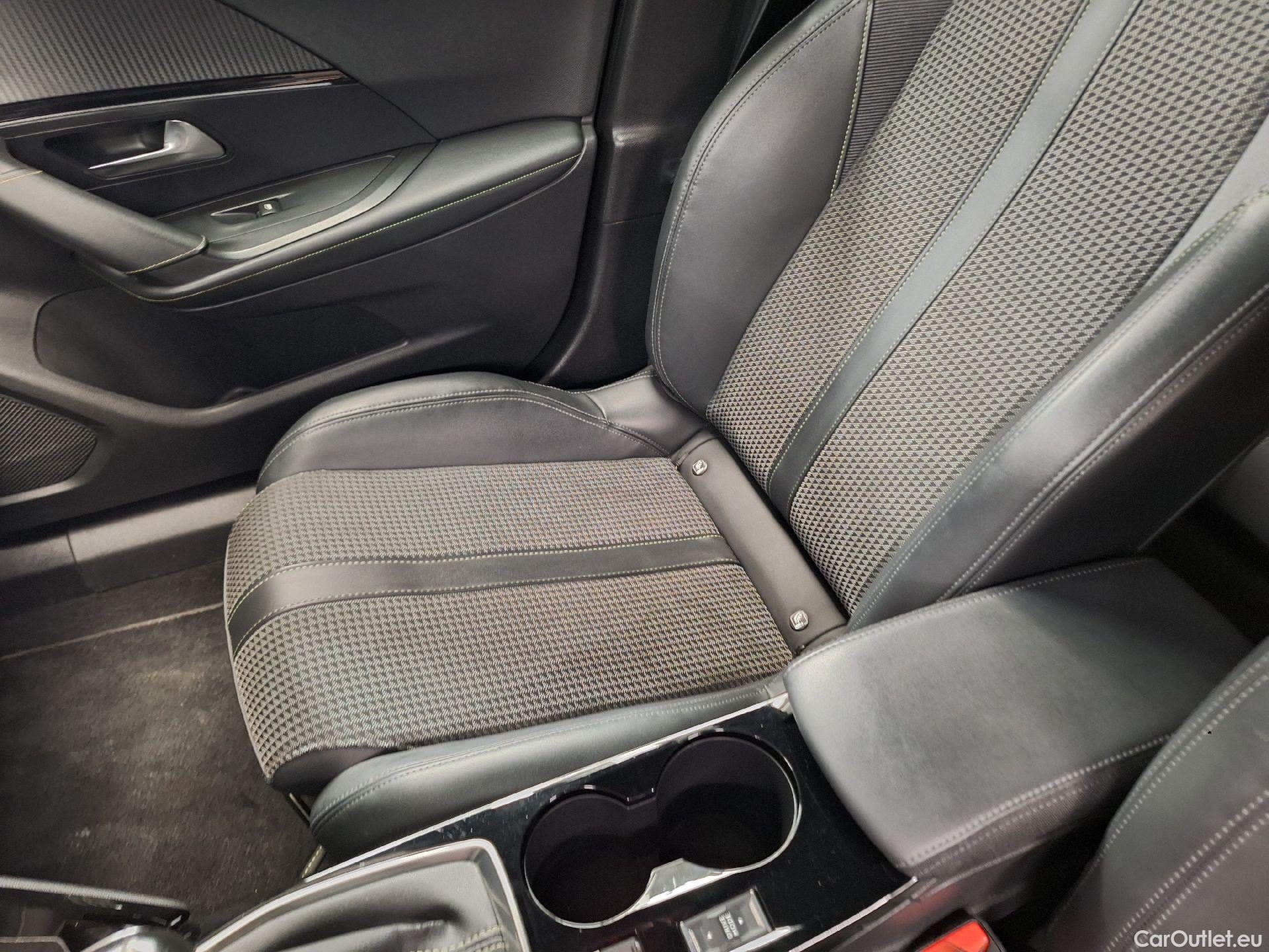  Peugeot  2008 Peugeot,  '19, Peugeot  1.5 BlueHDi 81kW S&S GT 5d #8